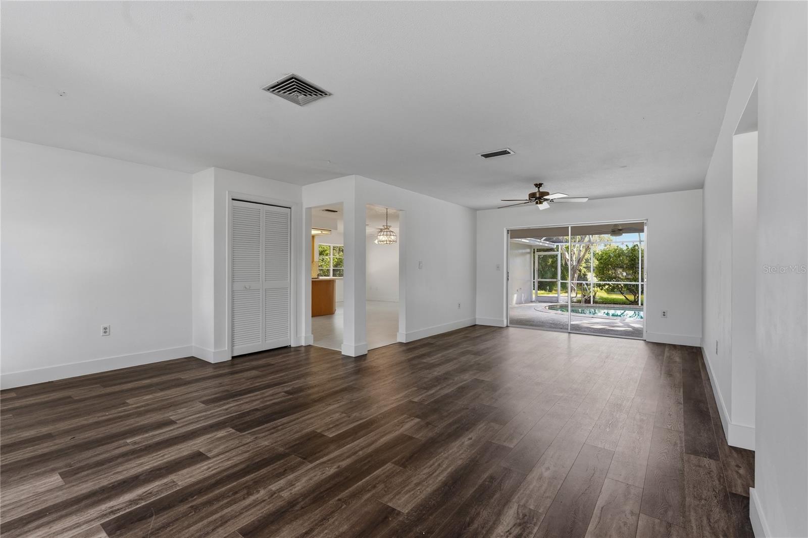 Living Room / Dining Room