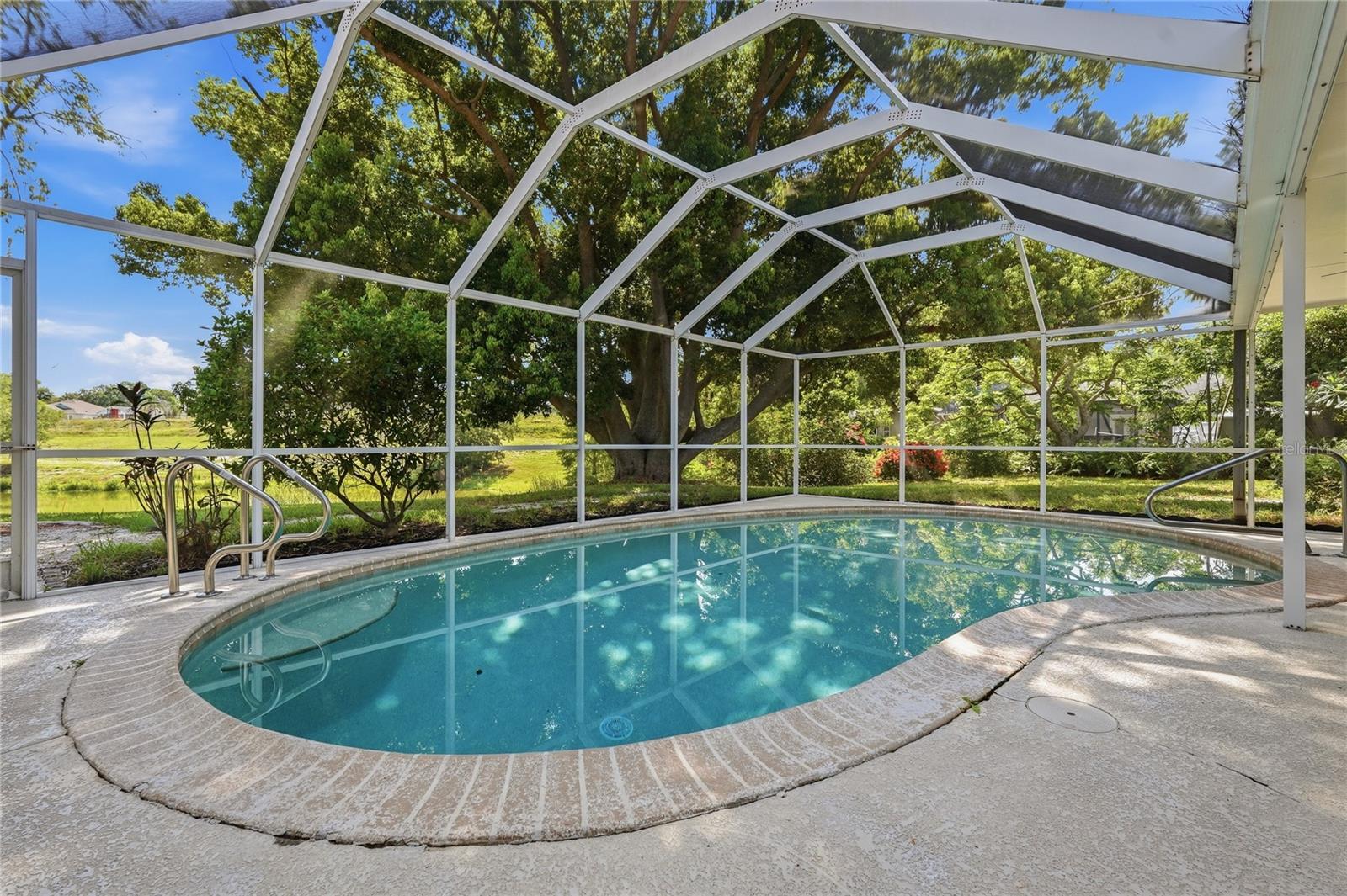 Private Pool