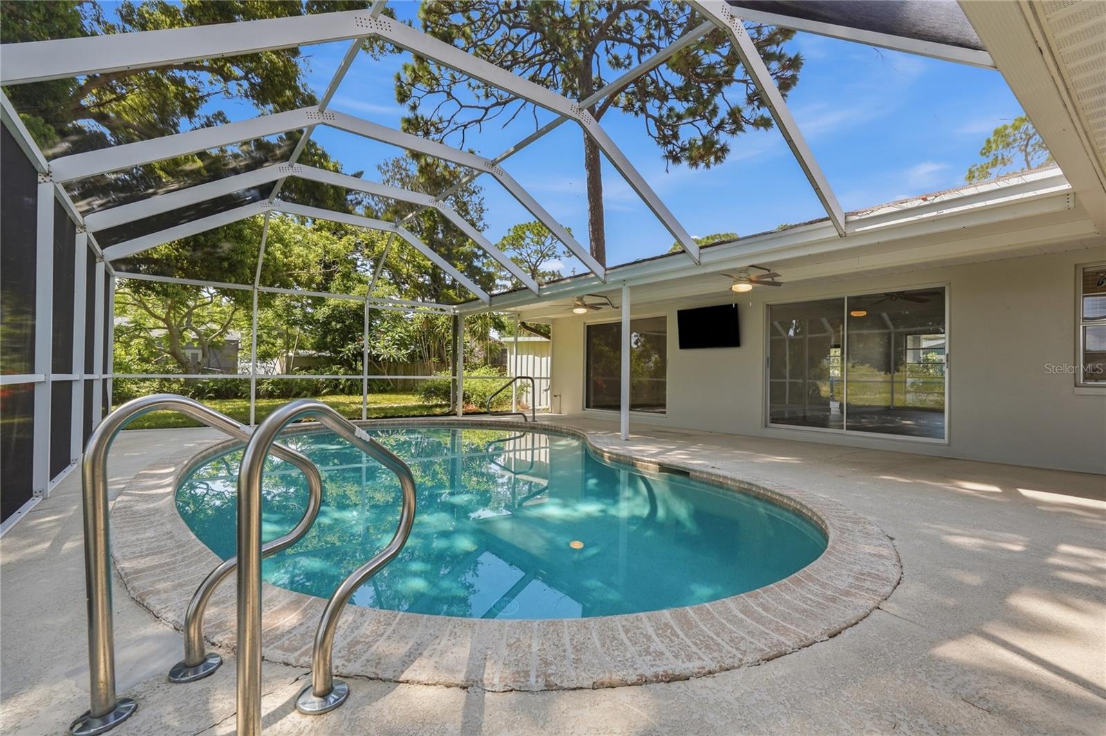 Private Pool