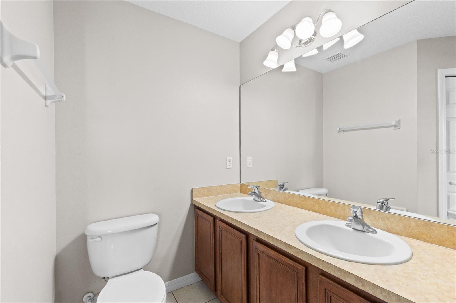 En-Suite Bathroom