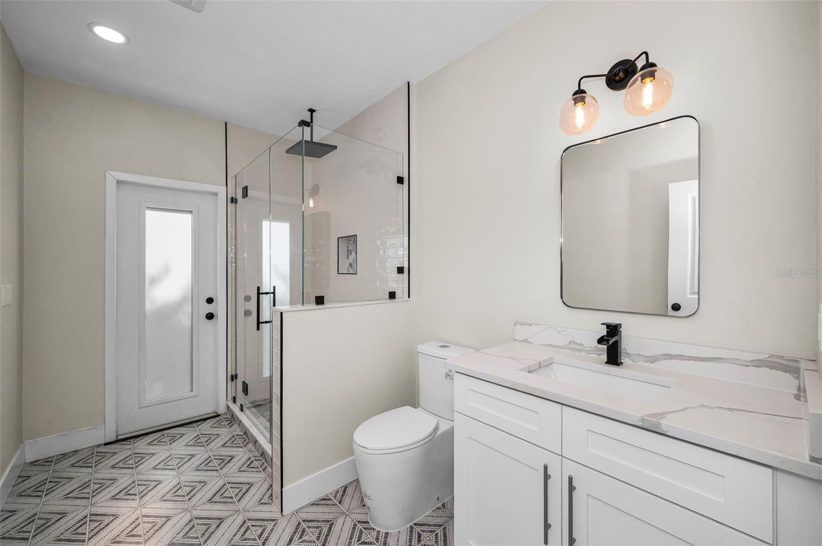 Walk-in shower, yard Bath