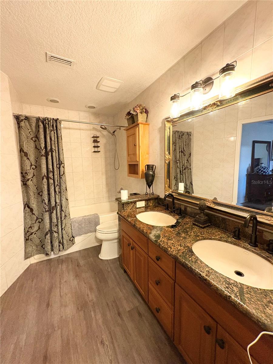 Primary bath