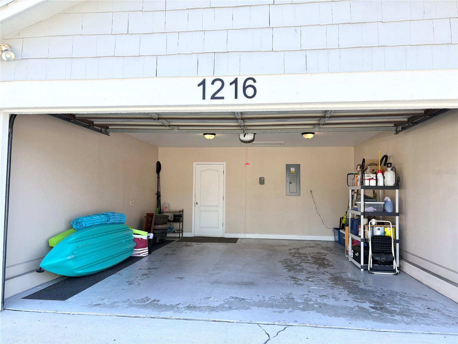 2 car garage w/opener