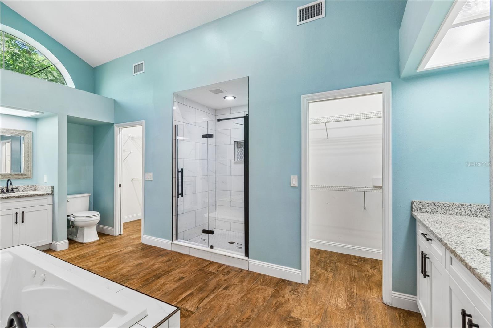 MASTER BATHROOM - HIS AND HERS SINKS AND CLOSETS