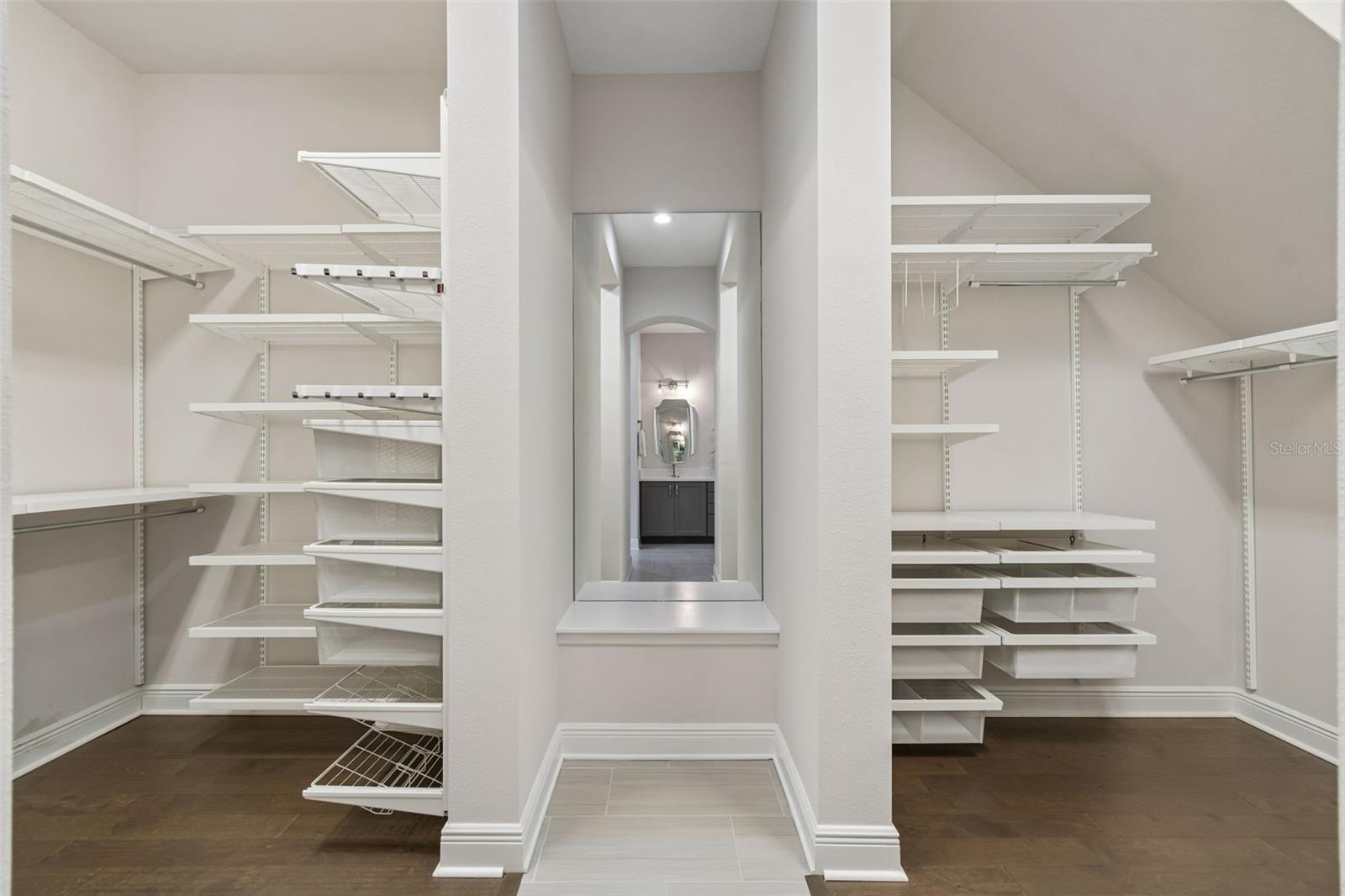 Hallway to closet