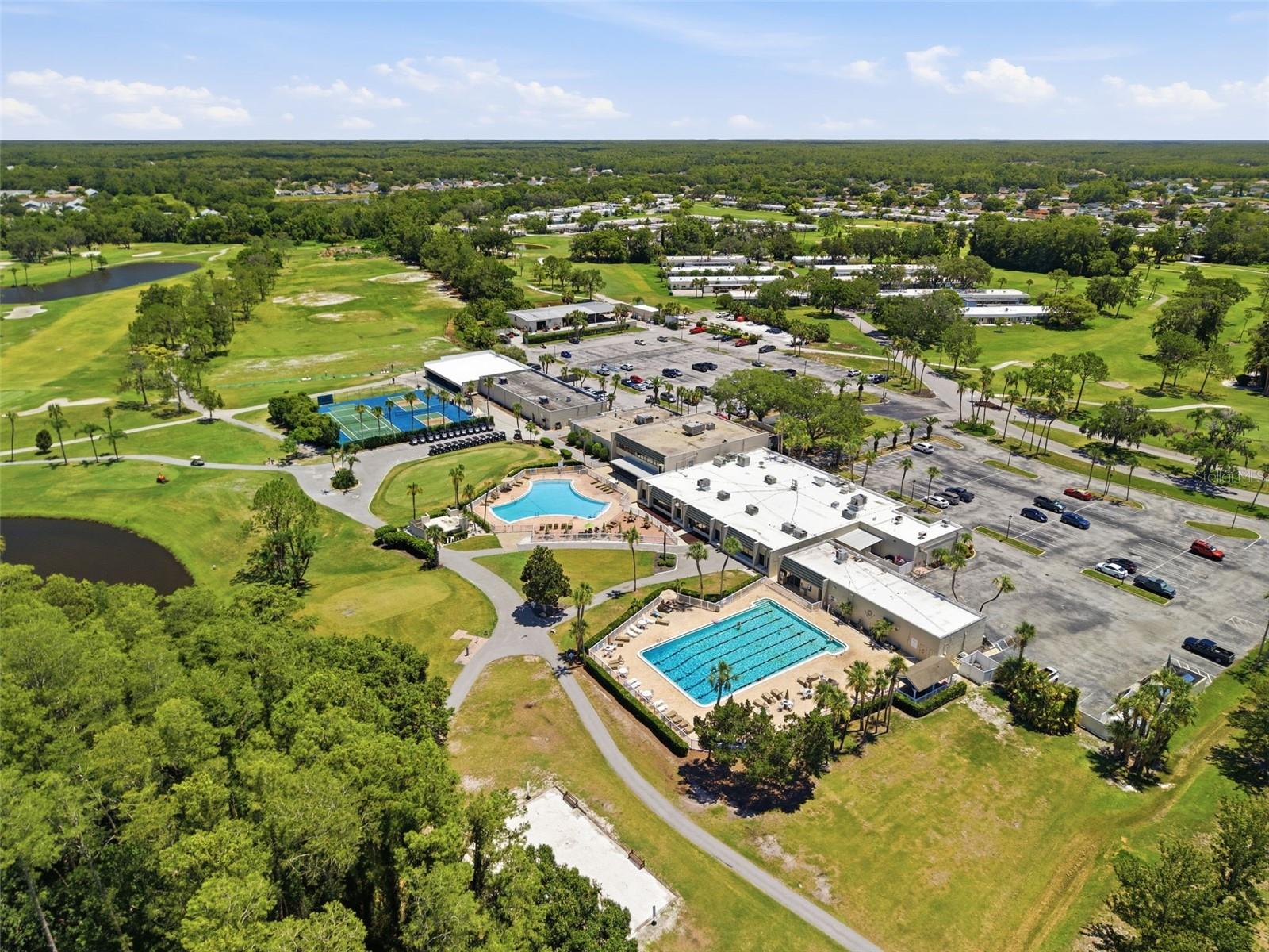 Clubhouse & recreational facilities
