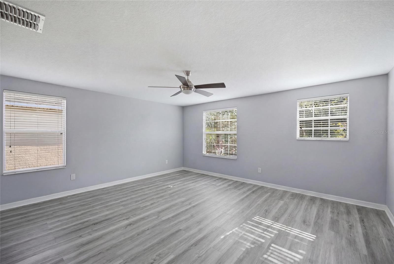 Upstairs Bonus Room
