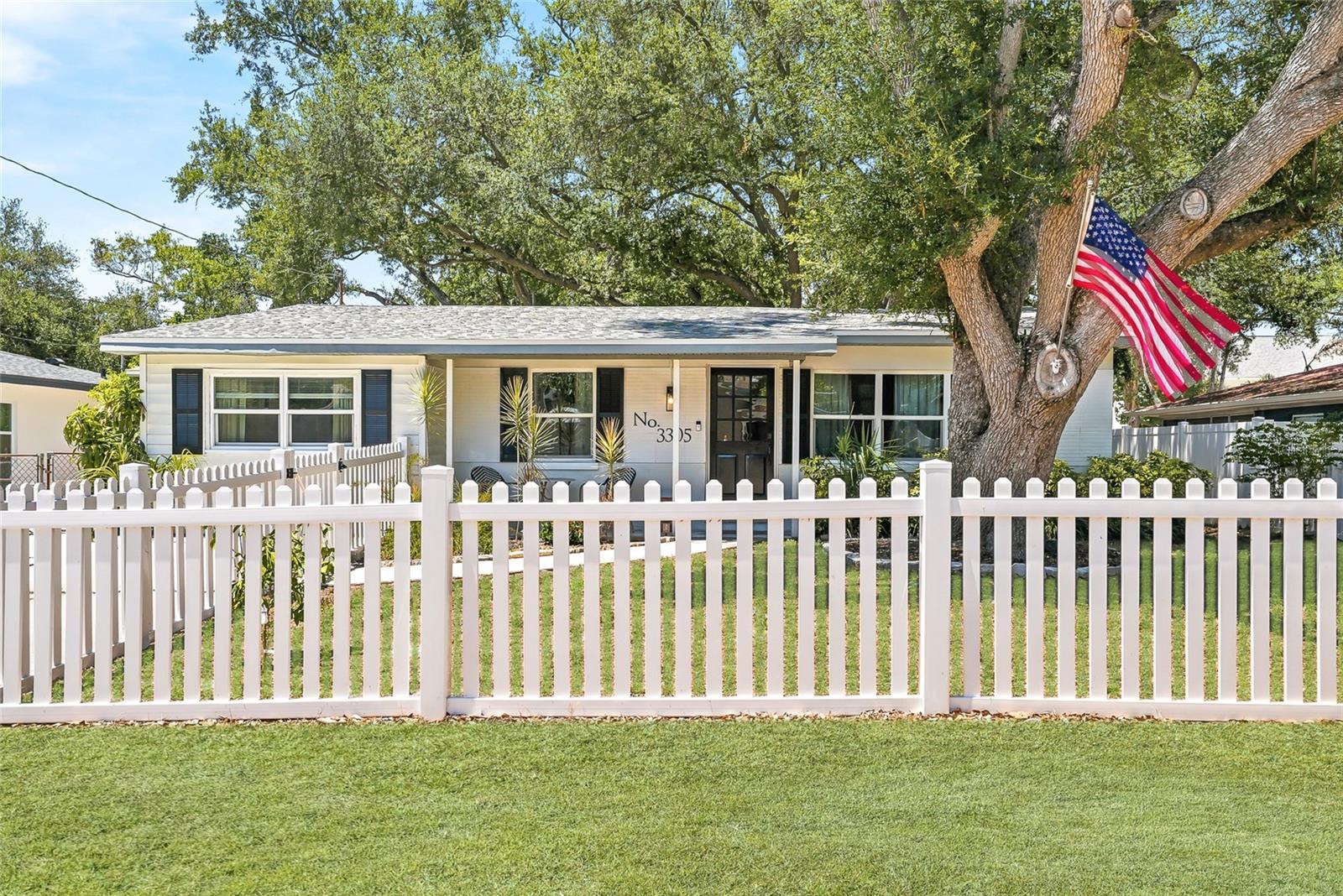 TB8522018