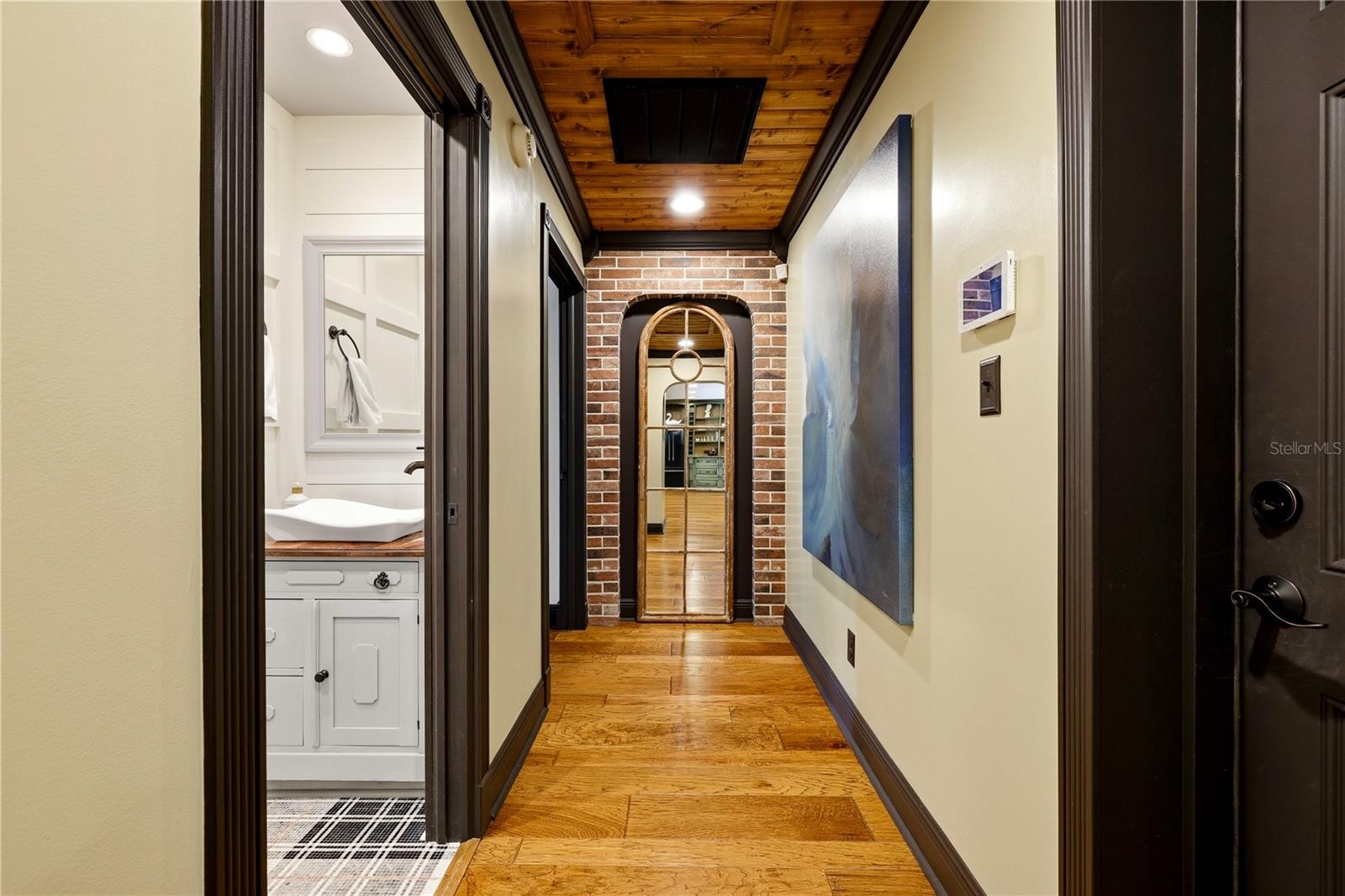 Hallway to Primary suite