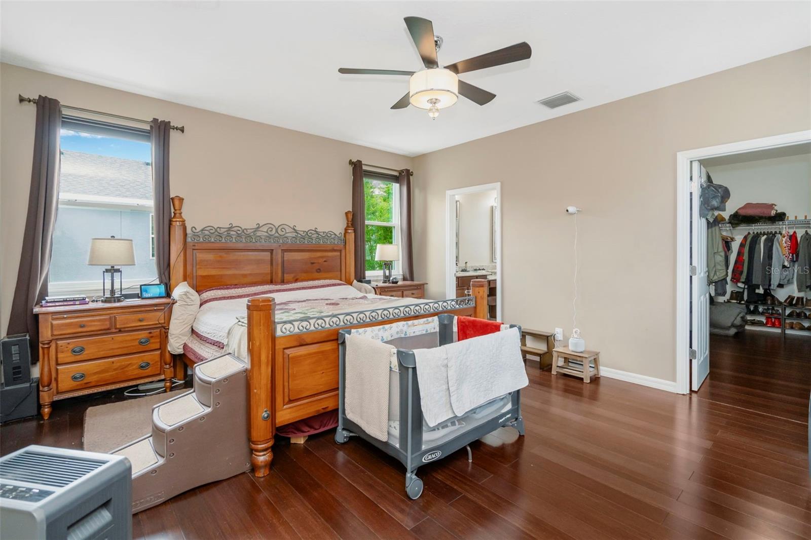 Primary Bedroom, Upstairs