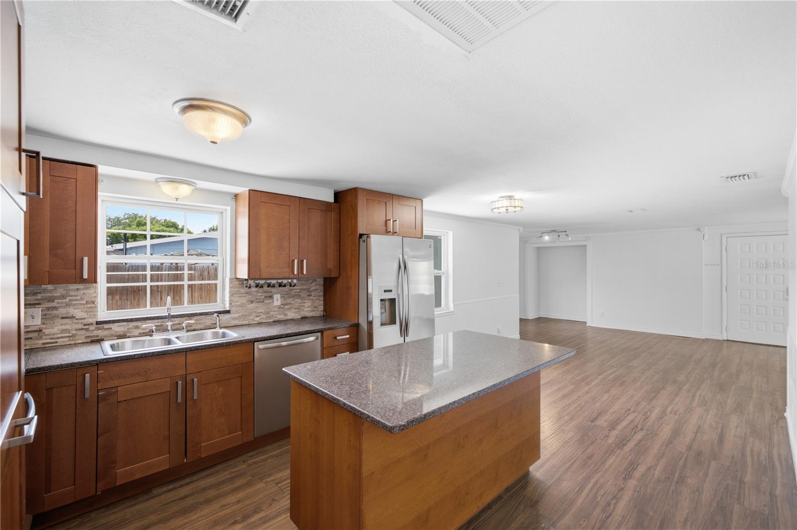 Kitchen with island