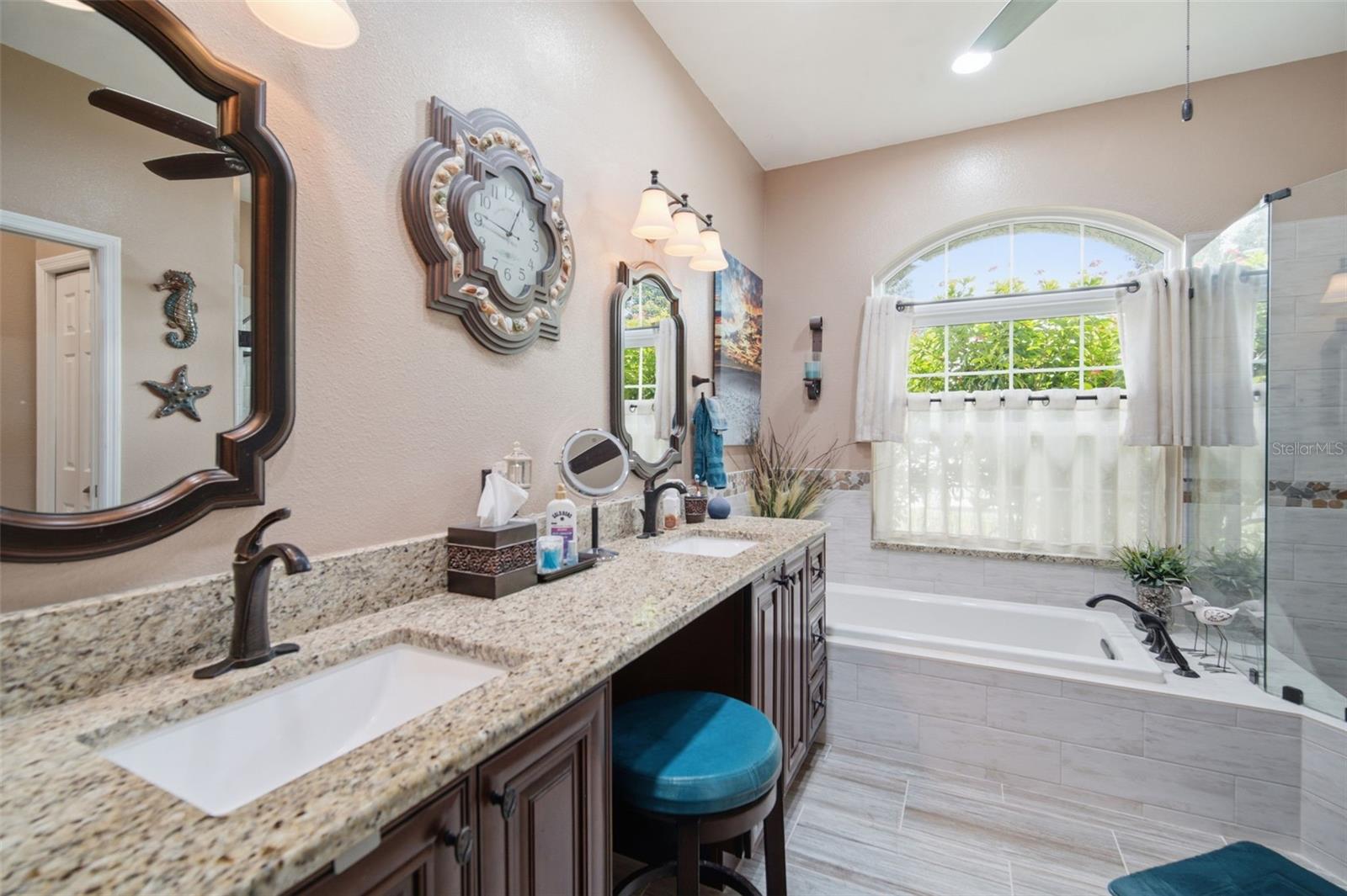 Primary Bedroom Bathroom