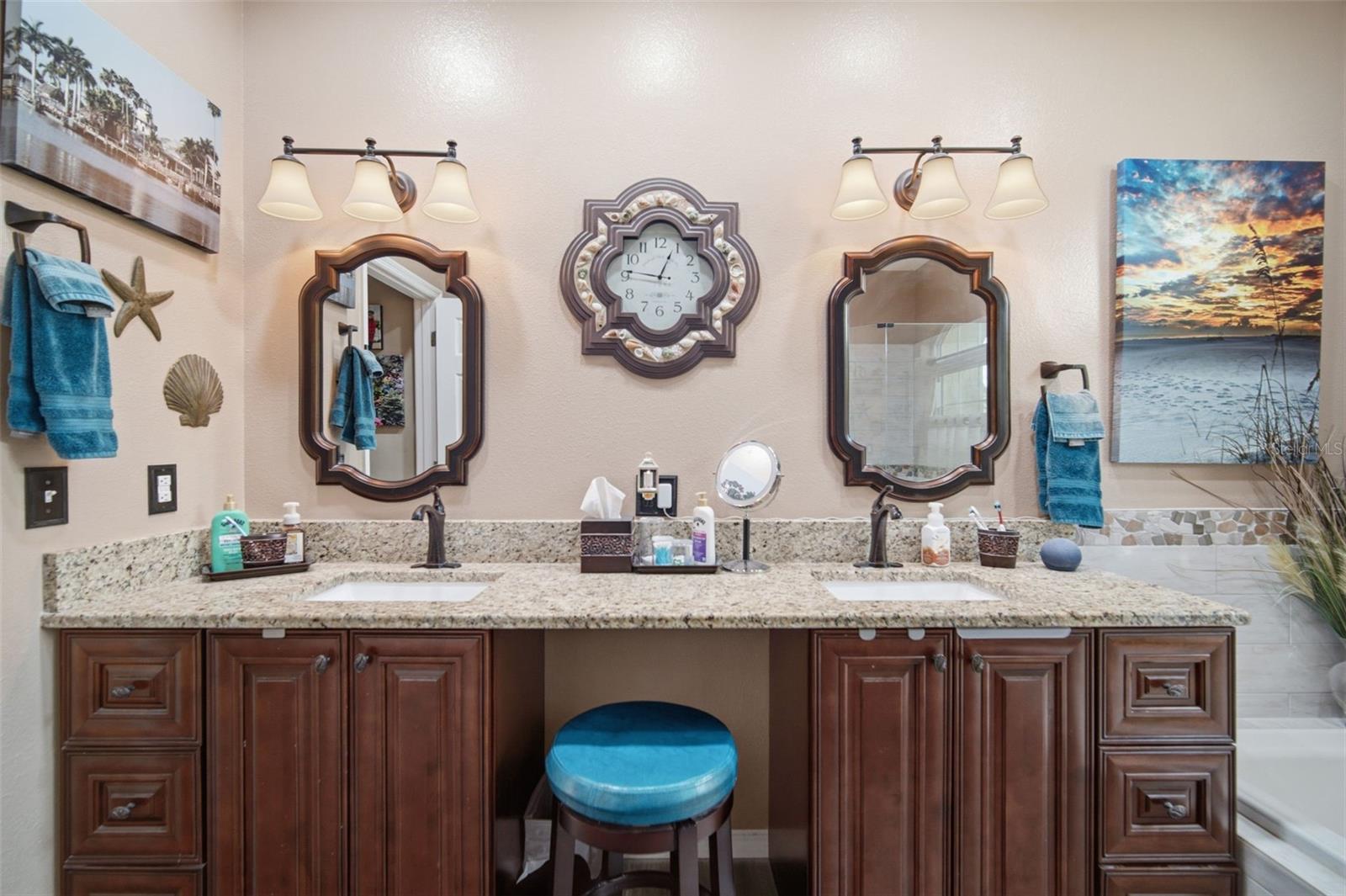 Primary Bedroom Bathroom