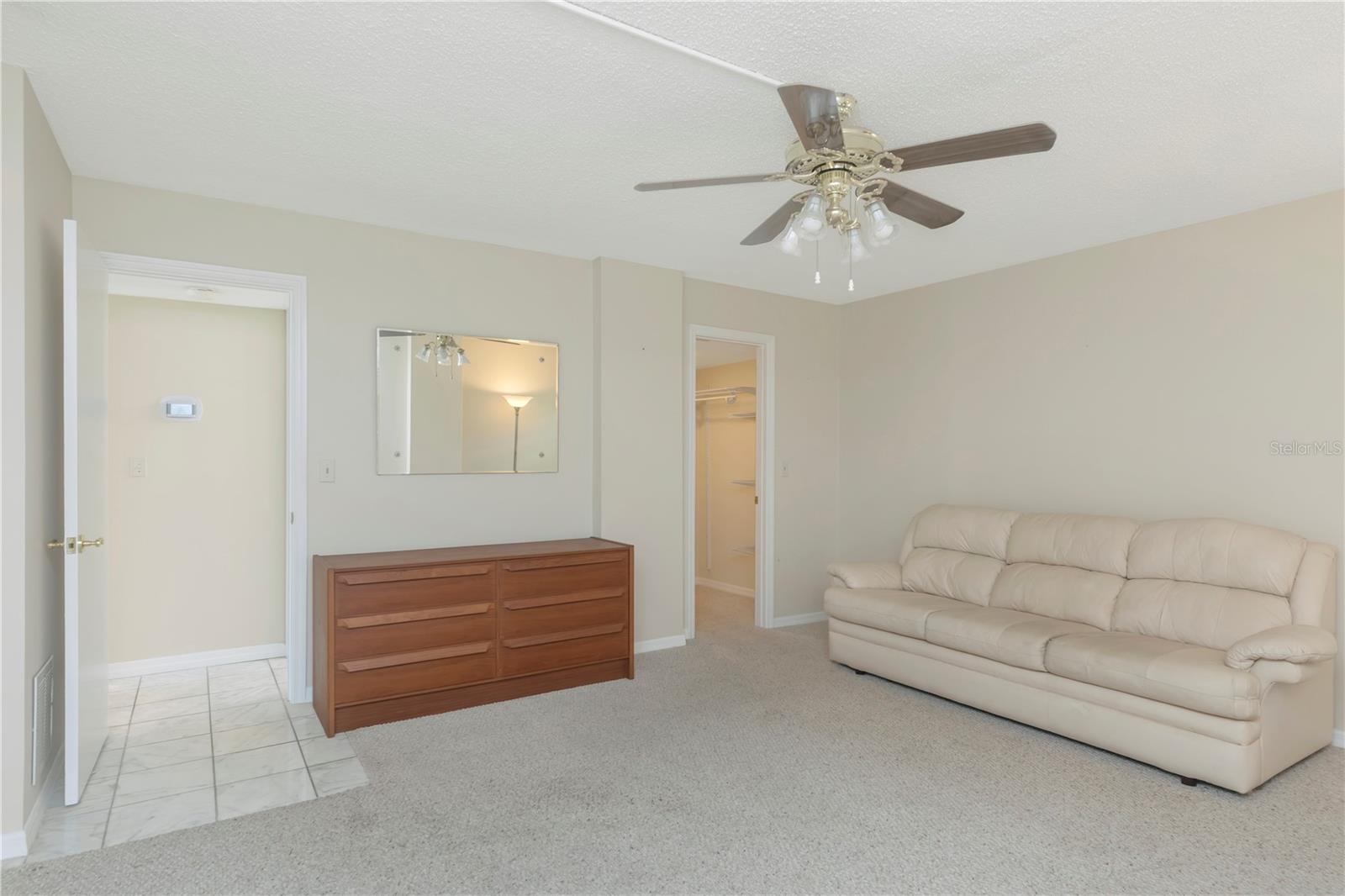 Guest bedroom