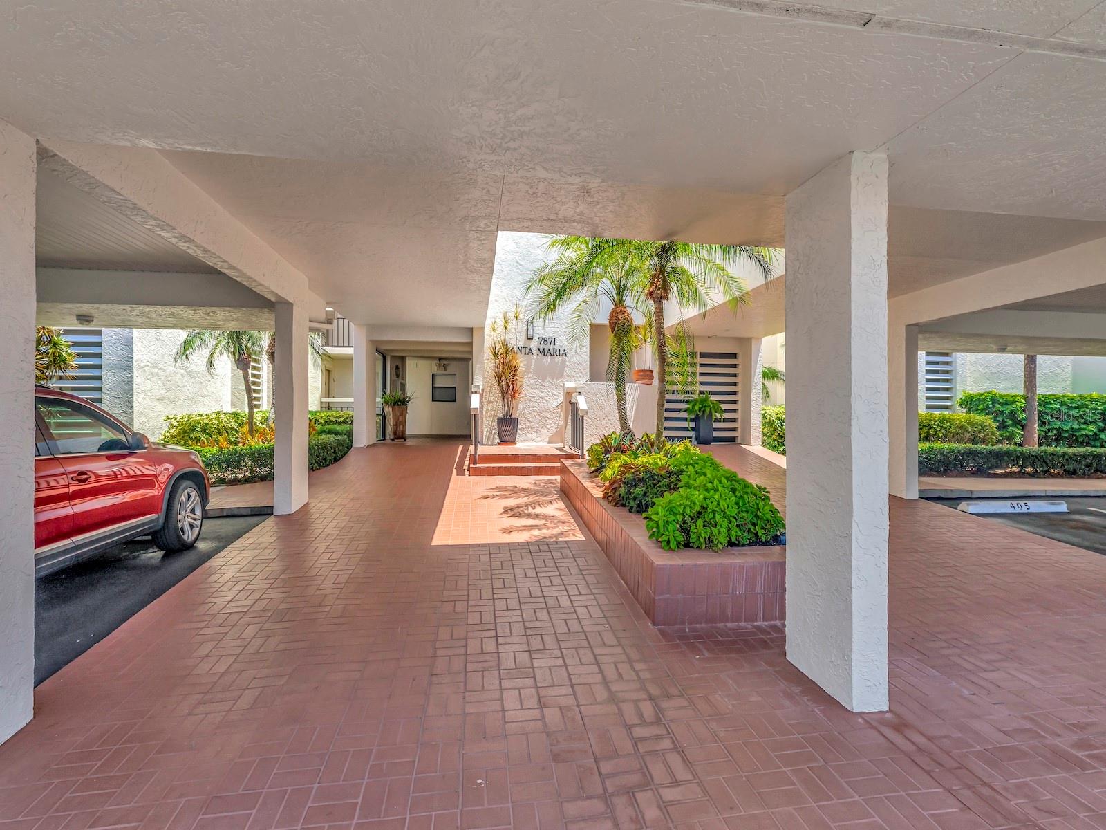 Santa Maria Building Entrance