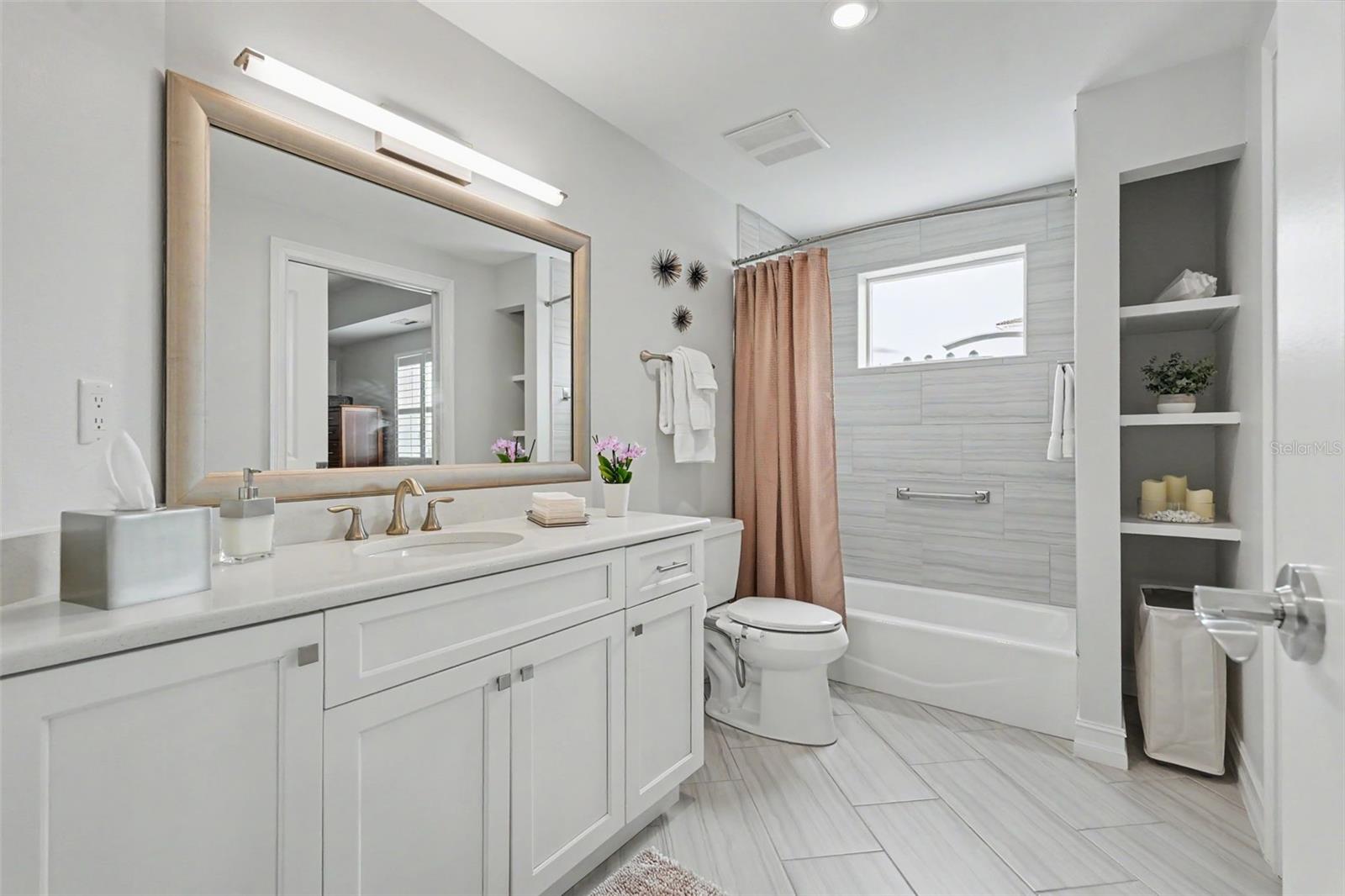 Hall bathroom.