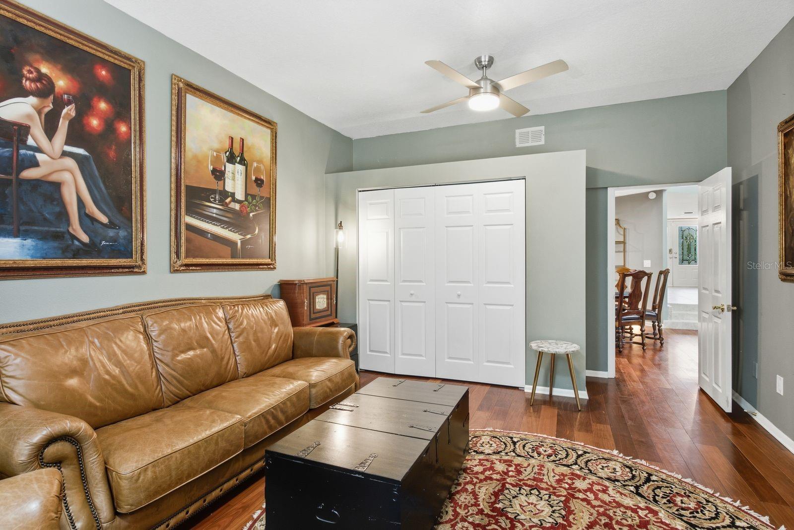 1st Floor flex room/Bedroom/Study