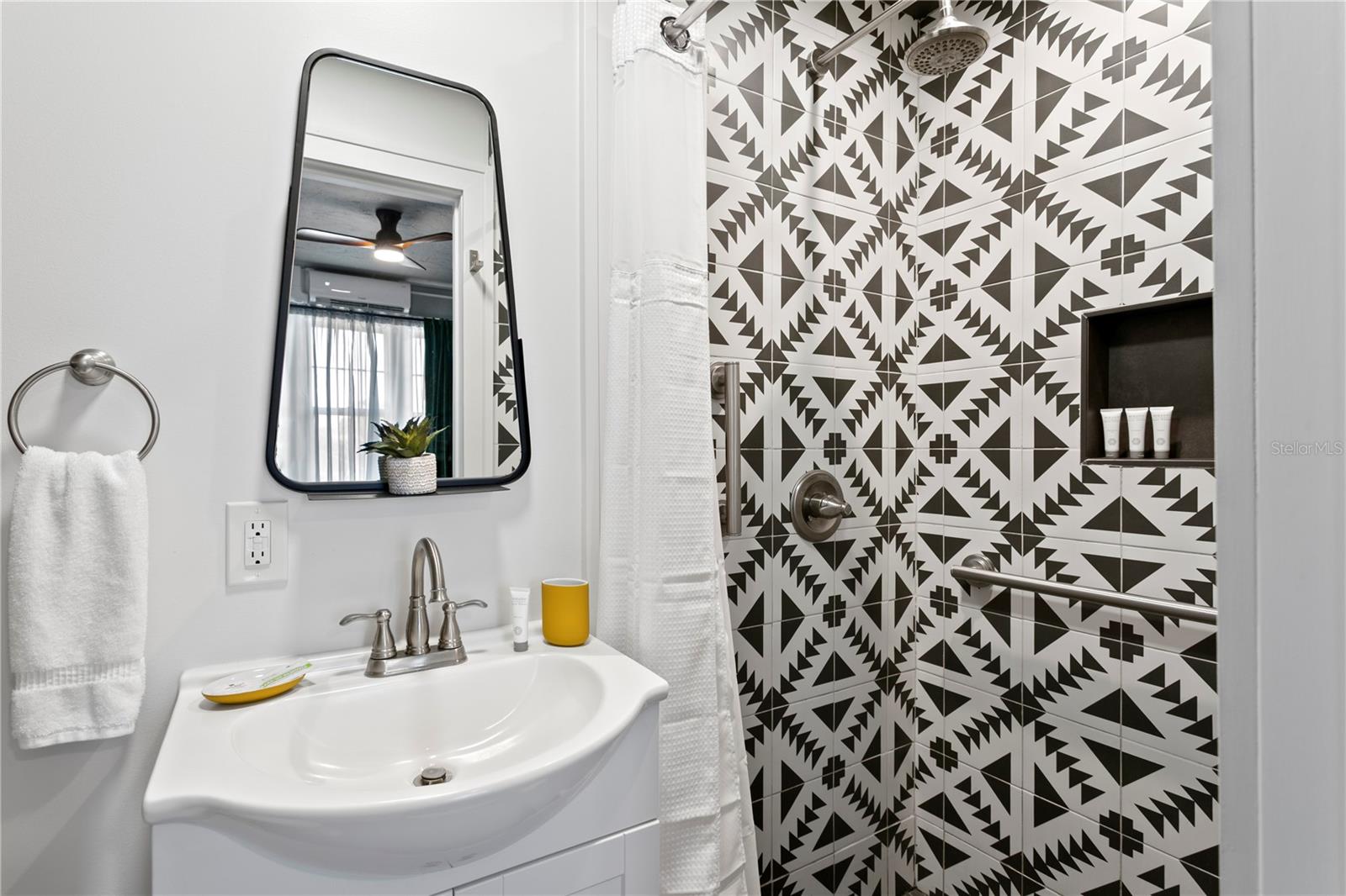 2nd floor 1st bathroom