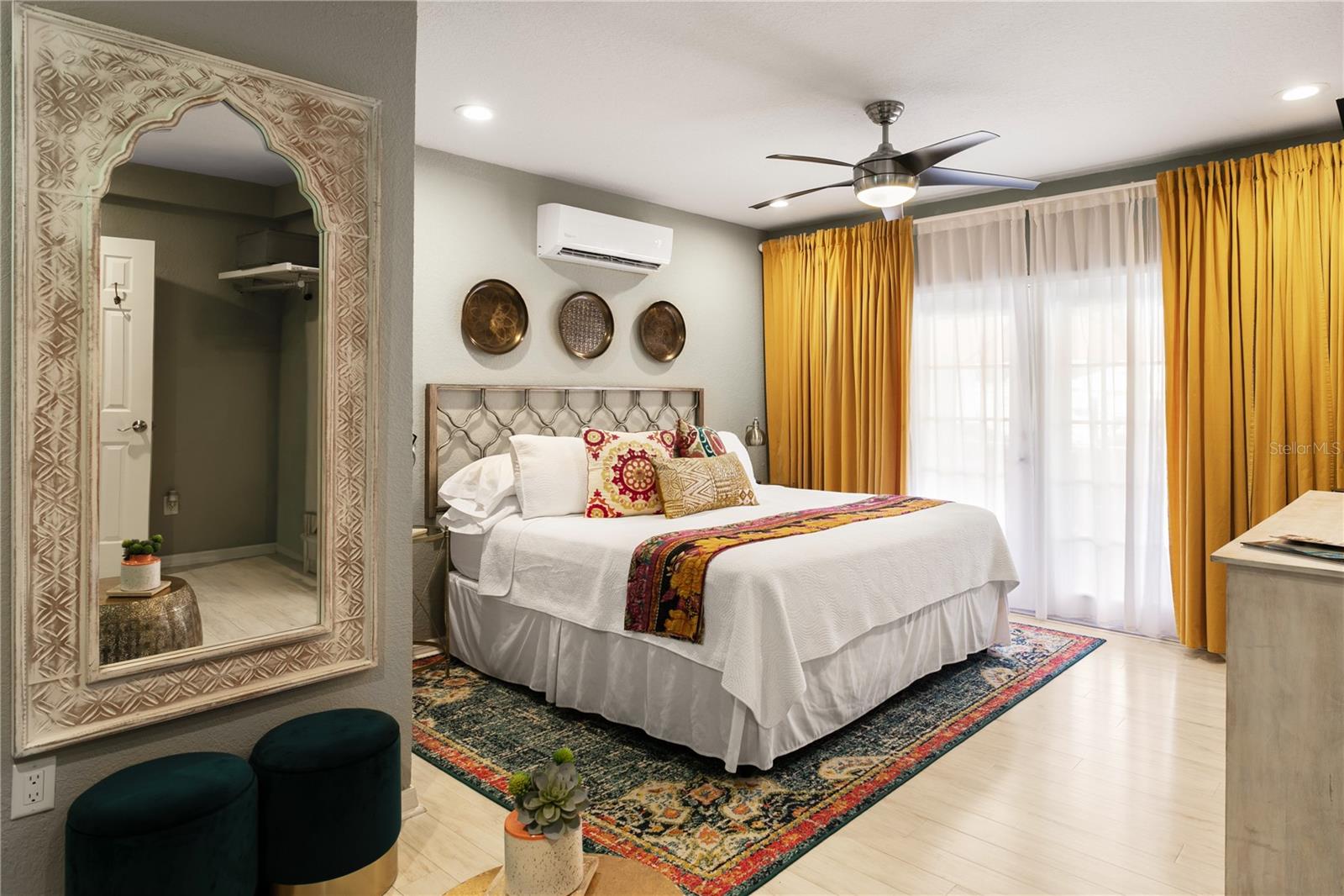 2md primary bedroom on 1st floor