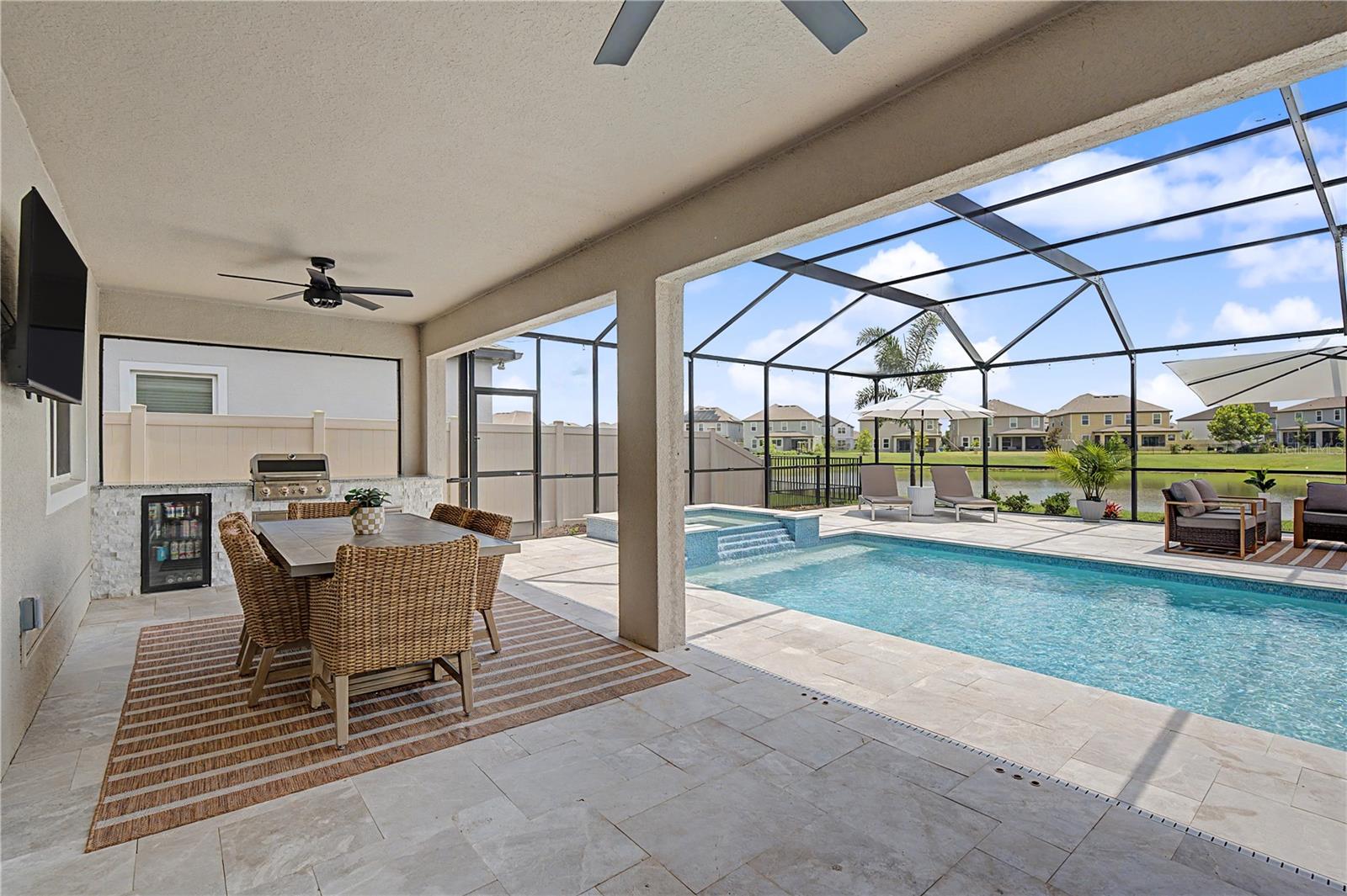 Pool & Covered Lanai
