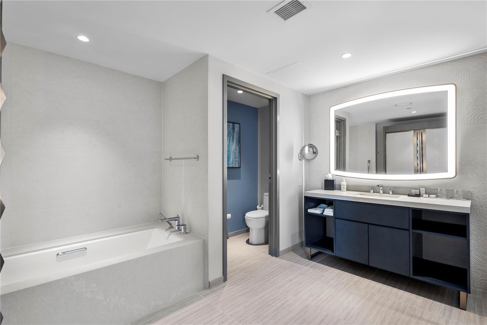 Primary En-Suite