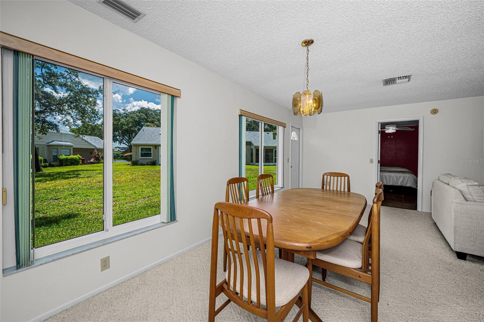 Dining Room - View of Comon area