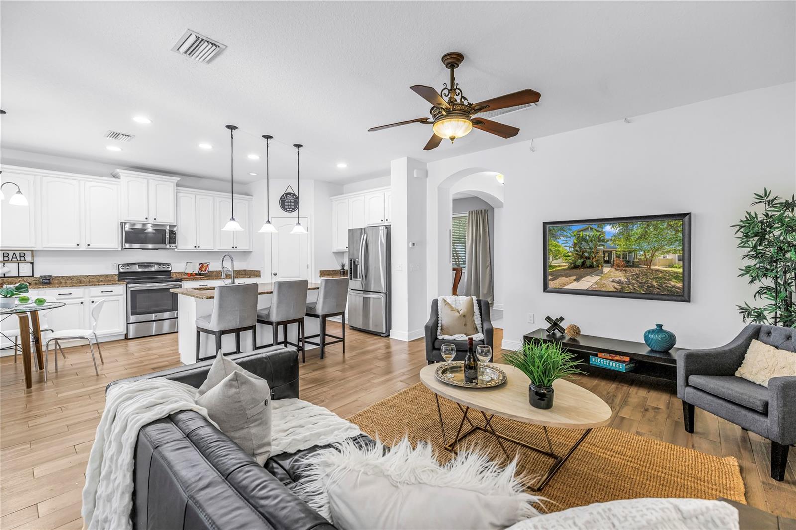 FAMILY ROOM