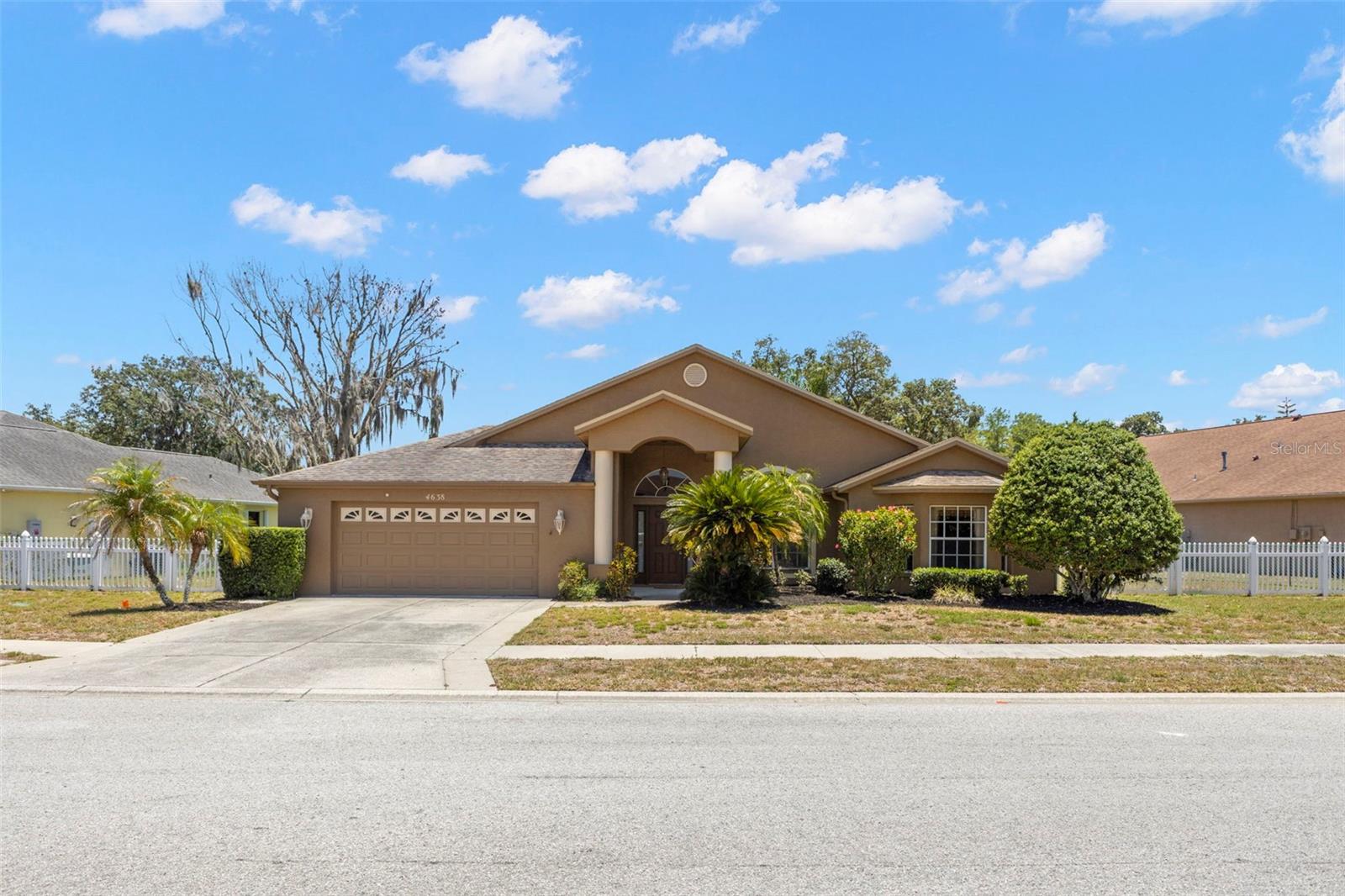 TB8522346