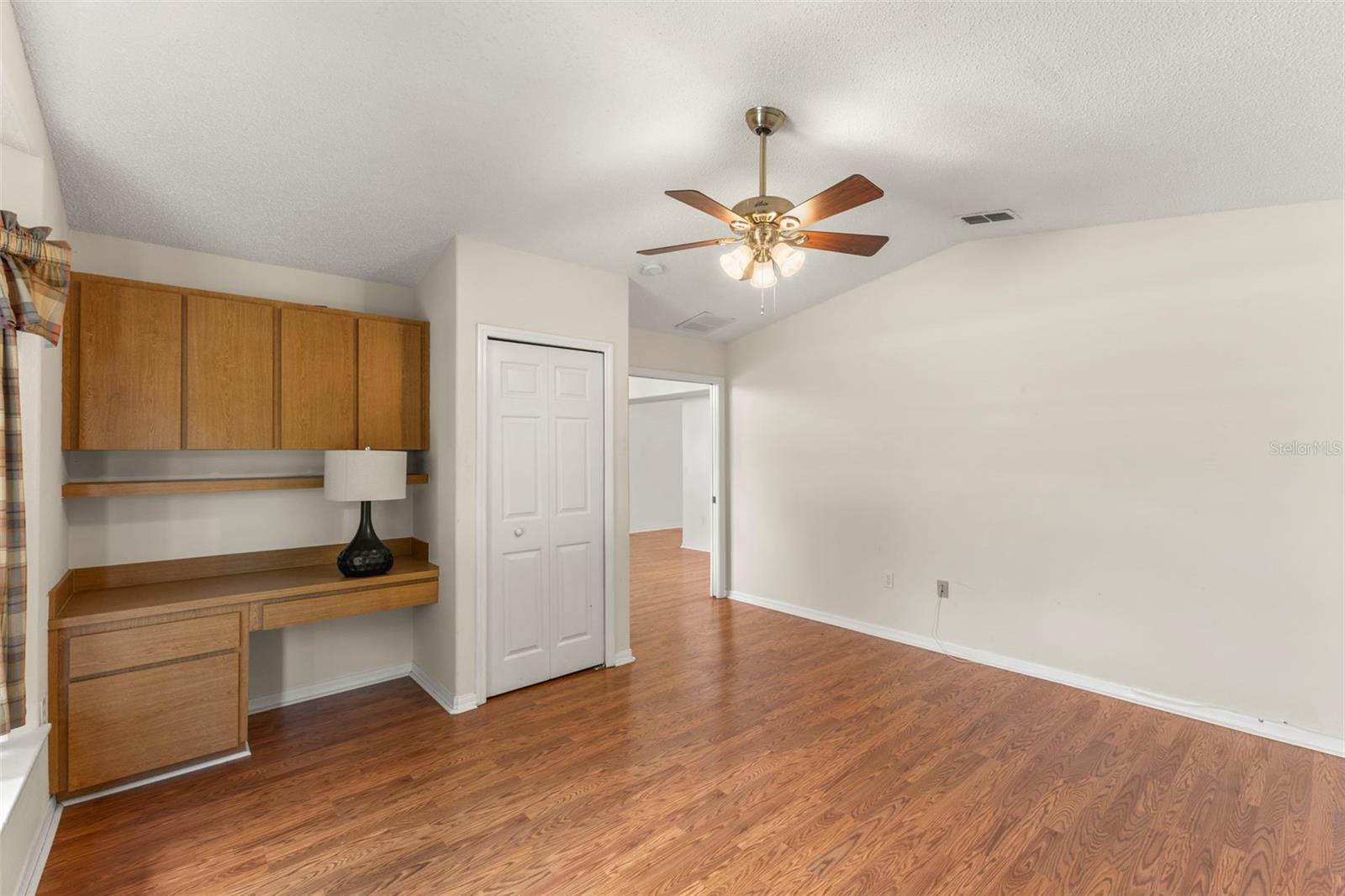 Built-in desk and wall closet