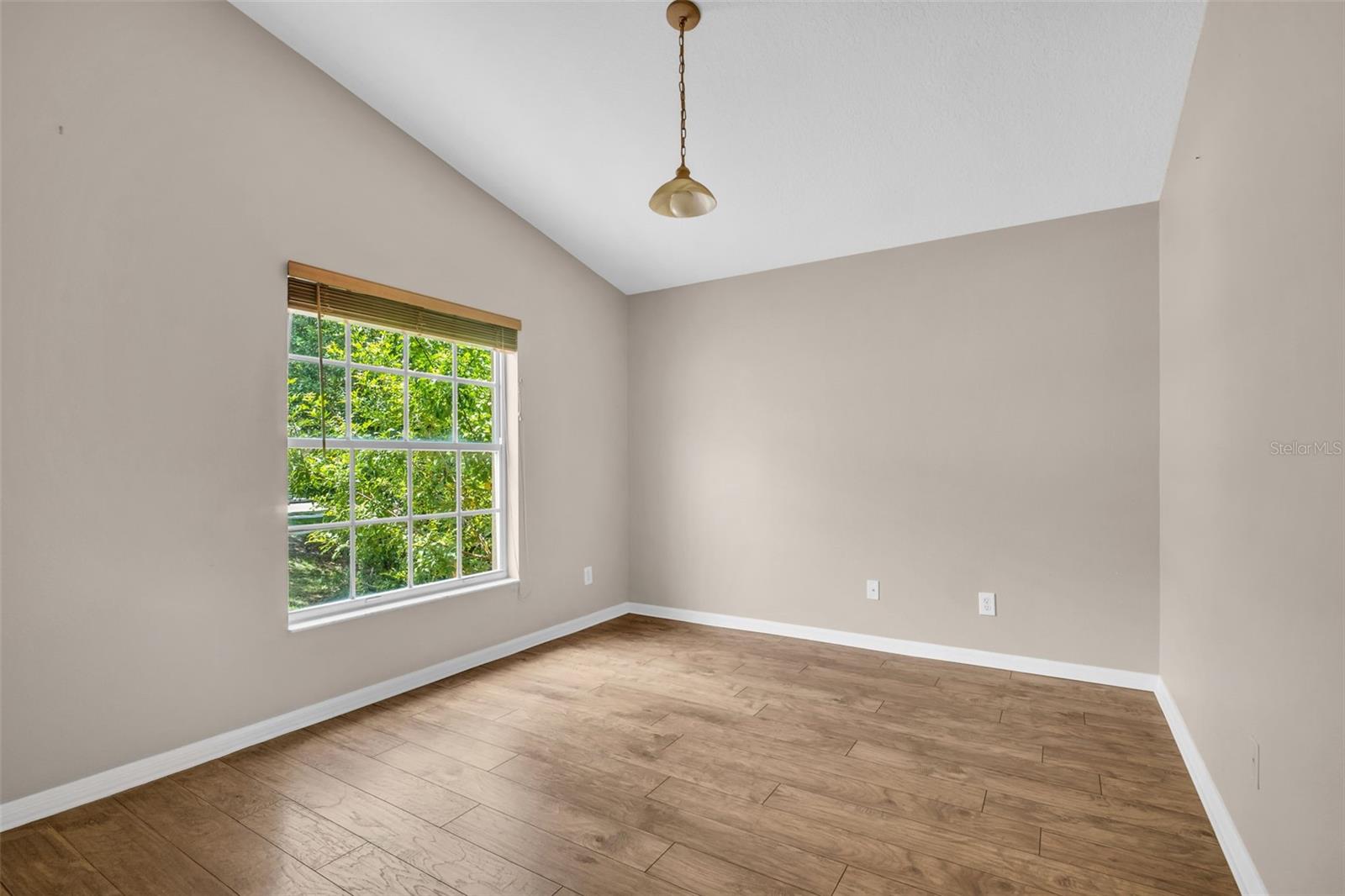 Bedroom 3/den