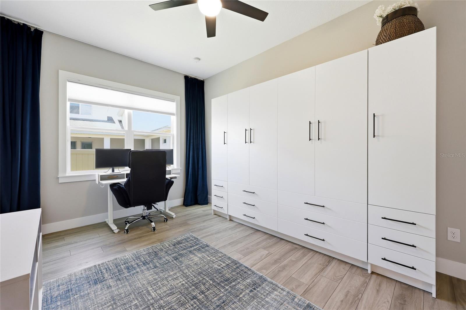 Office/Den/Guest Room with King-Sized Murphy Bed