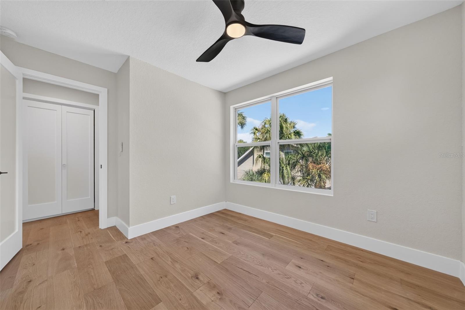 Upstairs Bedroom 2