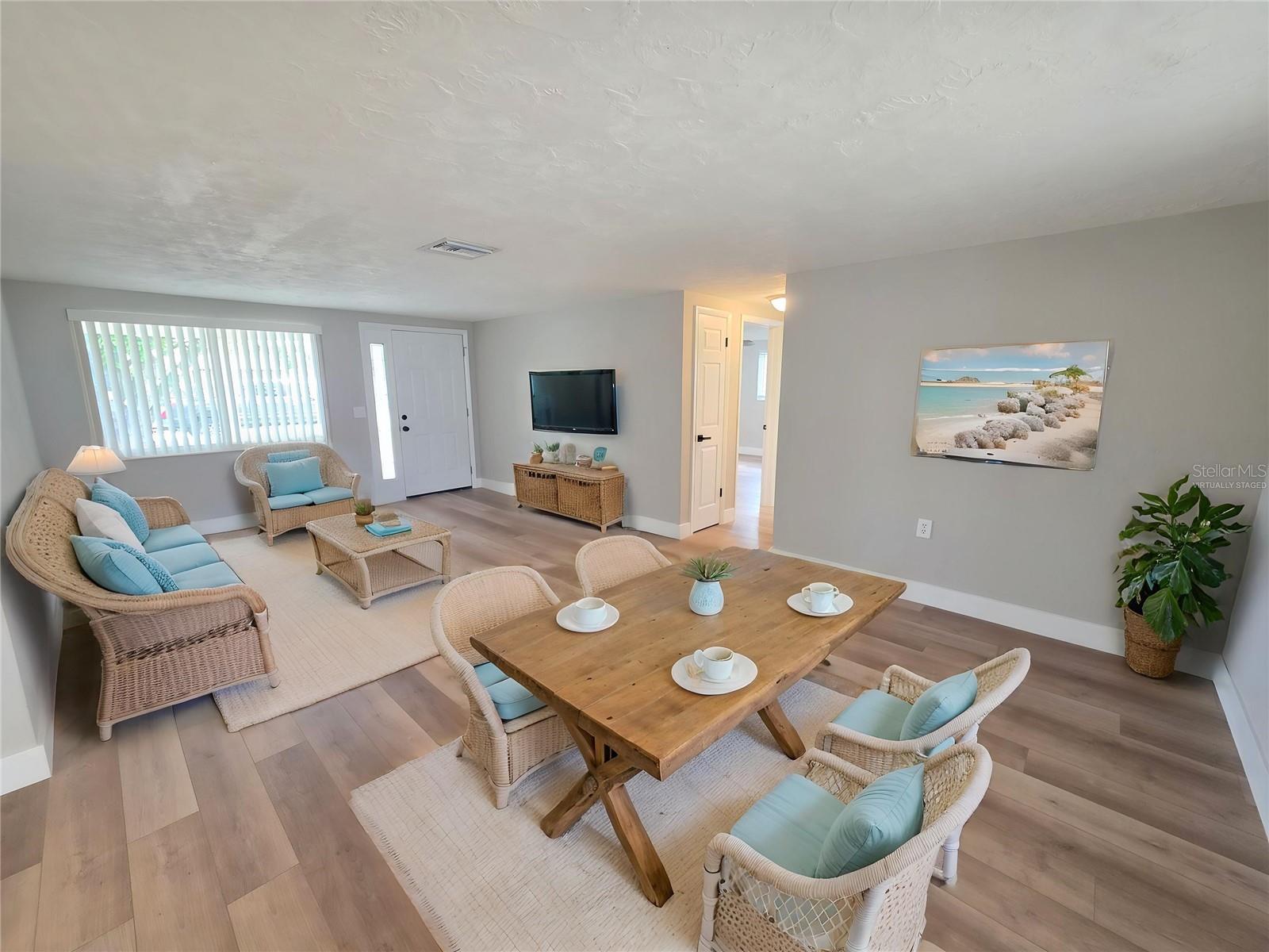 Virtually Staged Living and Dining
