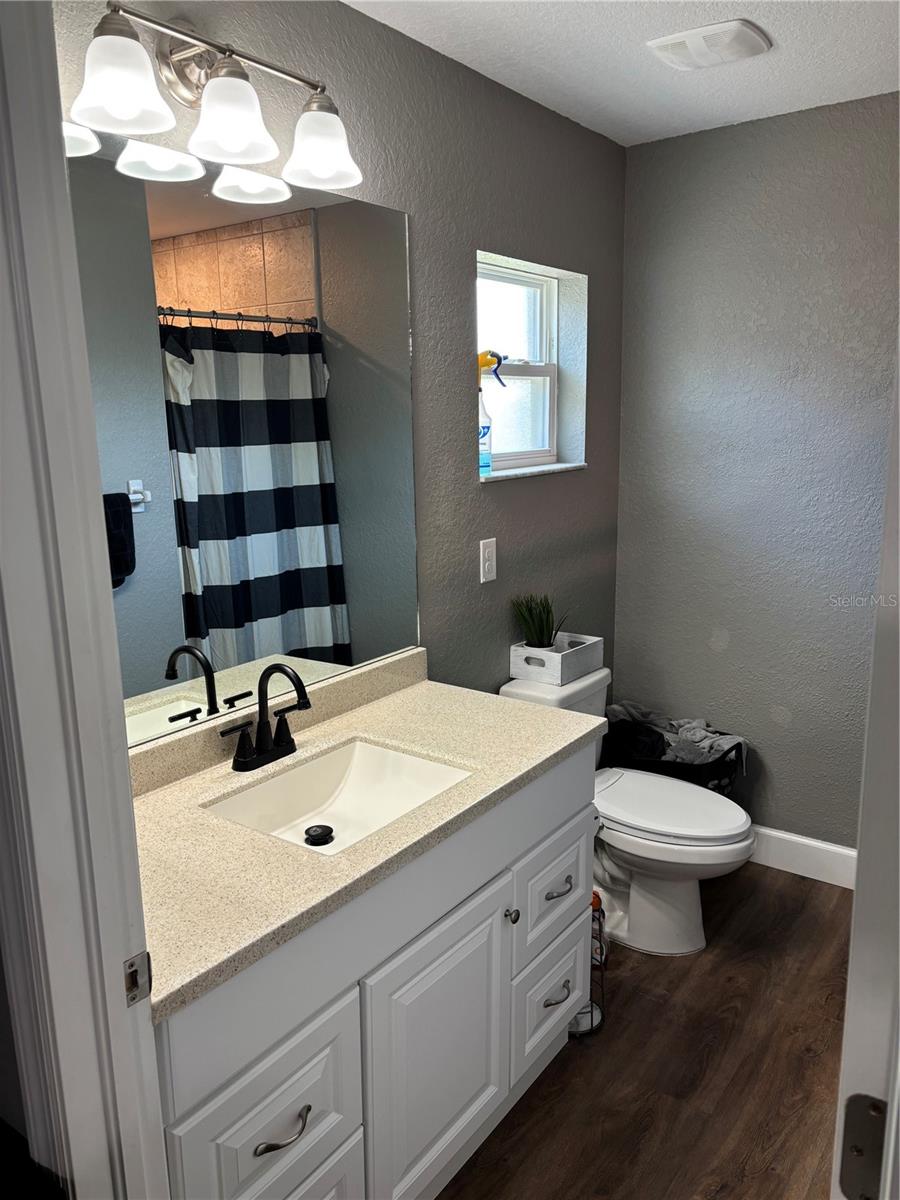 Primary En Suite Bathroom
