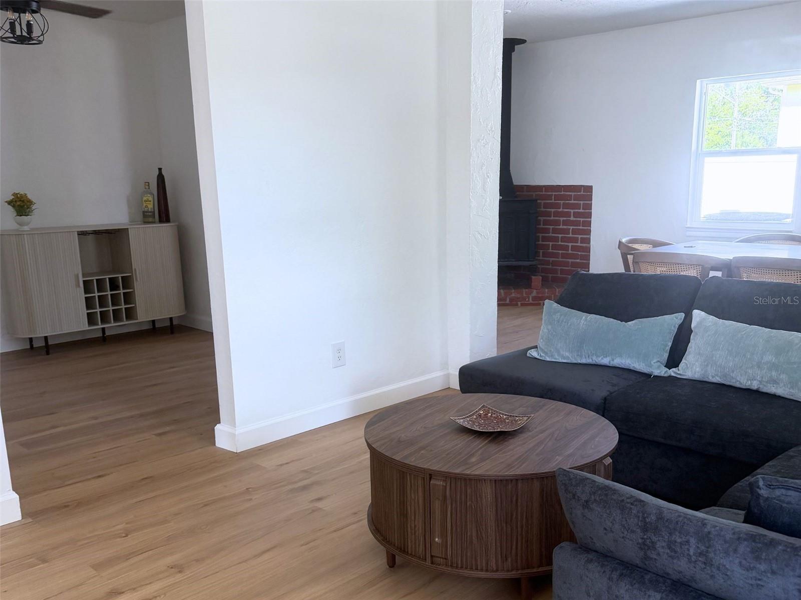 Living Room, Dining Room, Center room