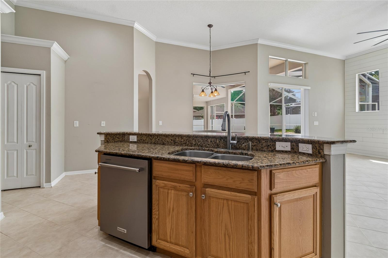 Kitchen / dinette