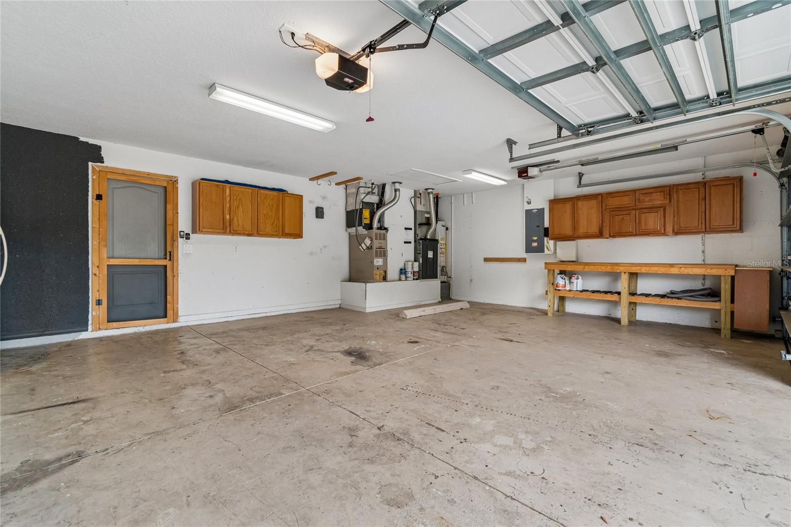 3 car Garage