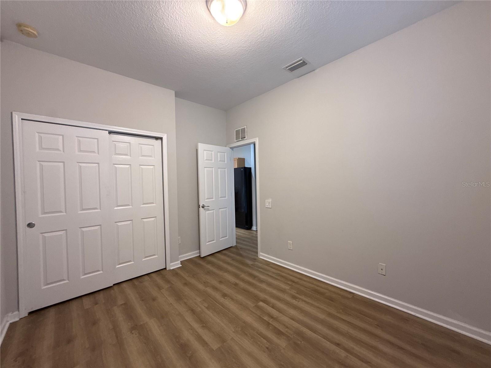 W7887028