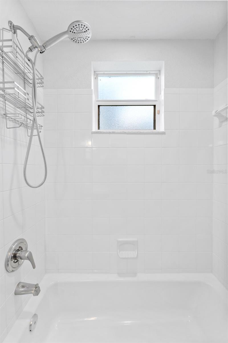 Guest Bathroom - shower/tub combo