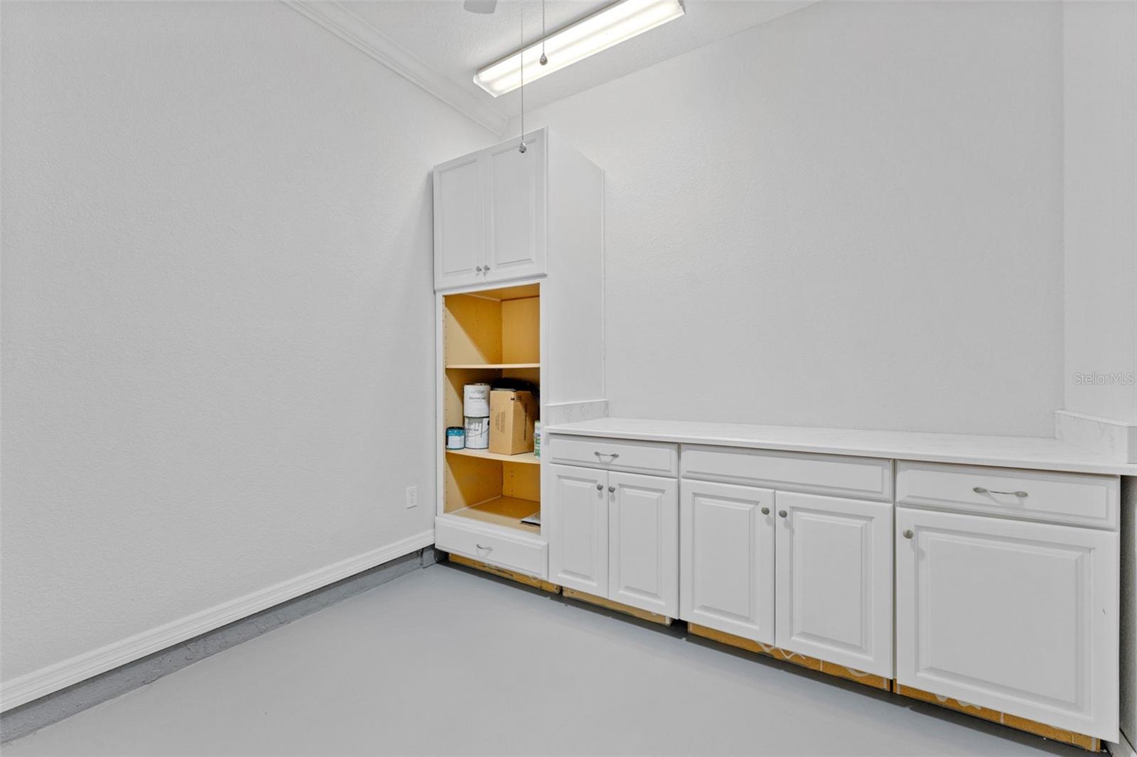 Storage room in garage (10'x10')
