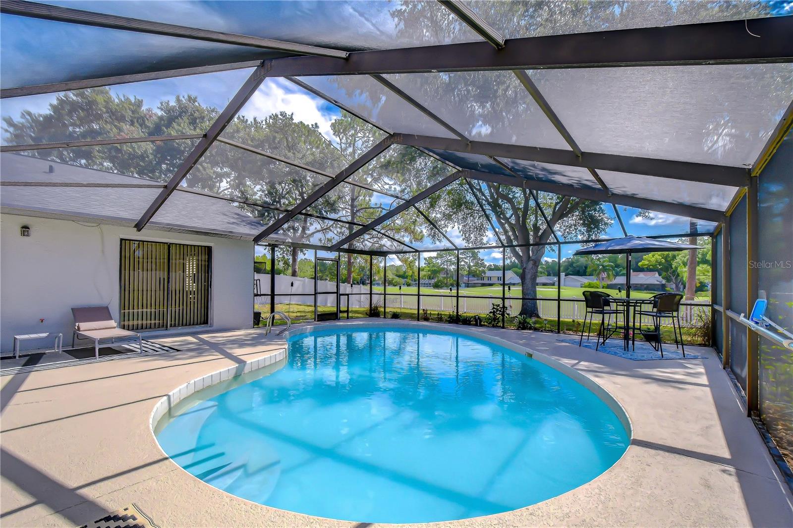 Ideal outdoor space for relaxing and entertaining.