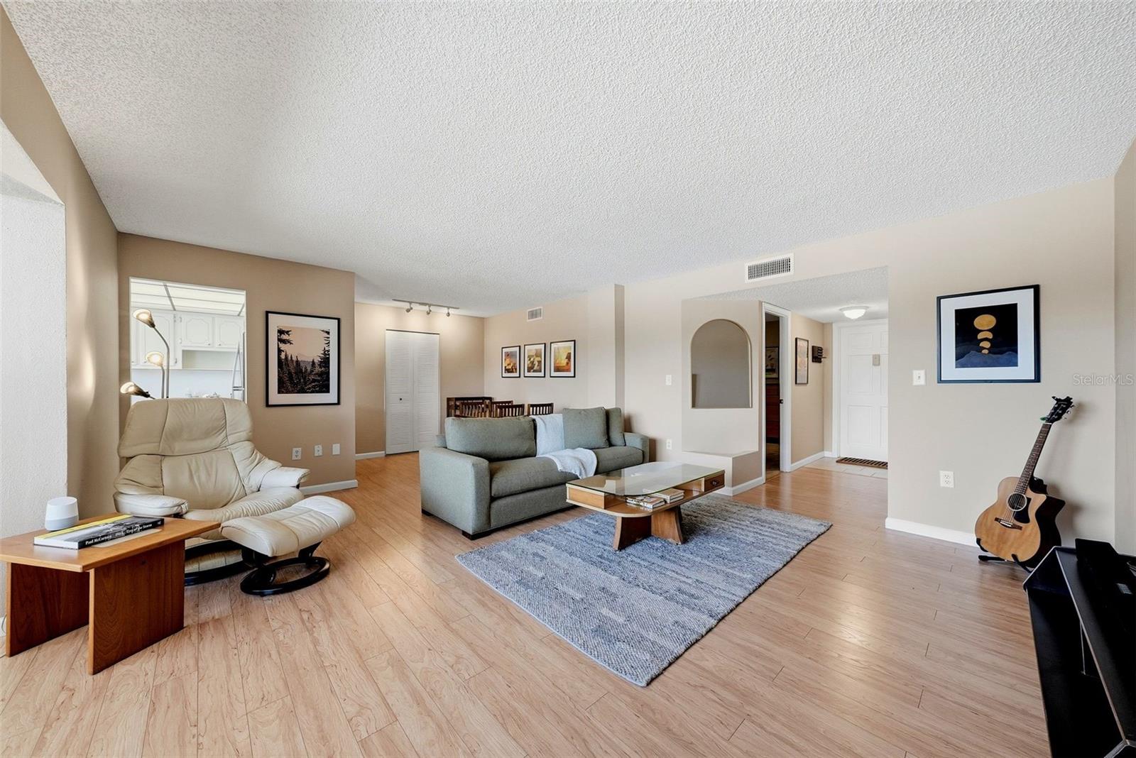 Bright and spacious living room