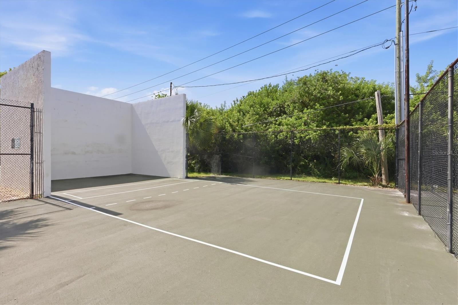 Raquetball court