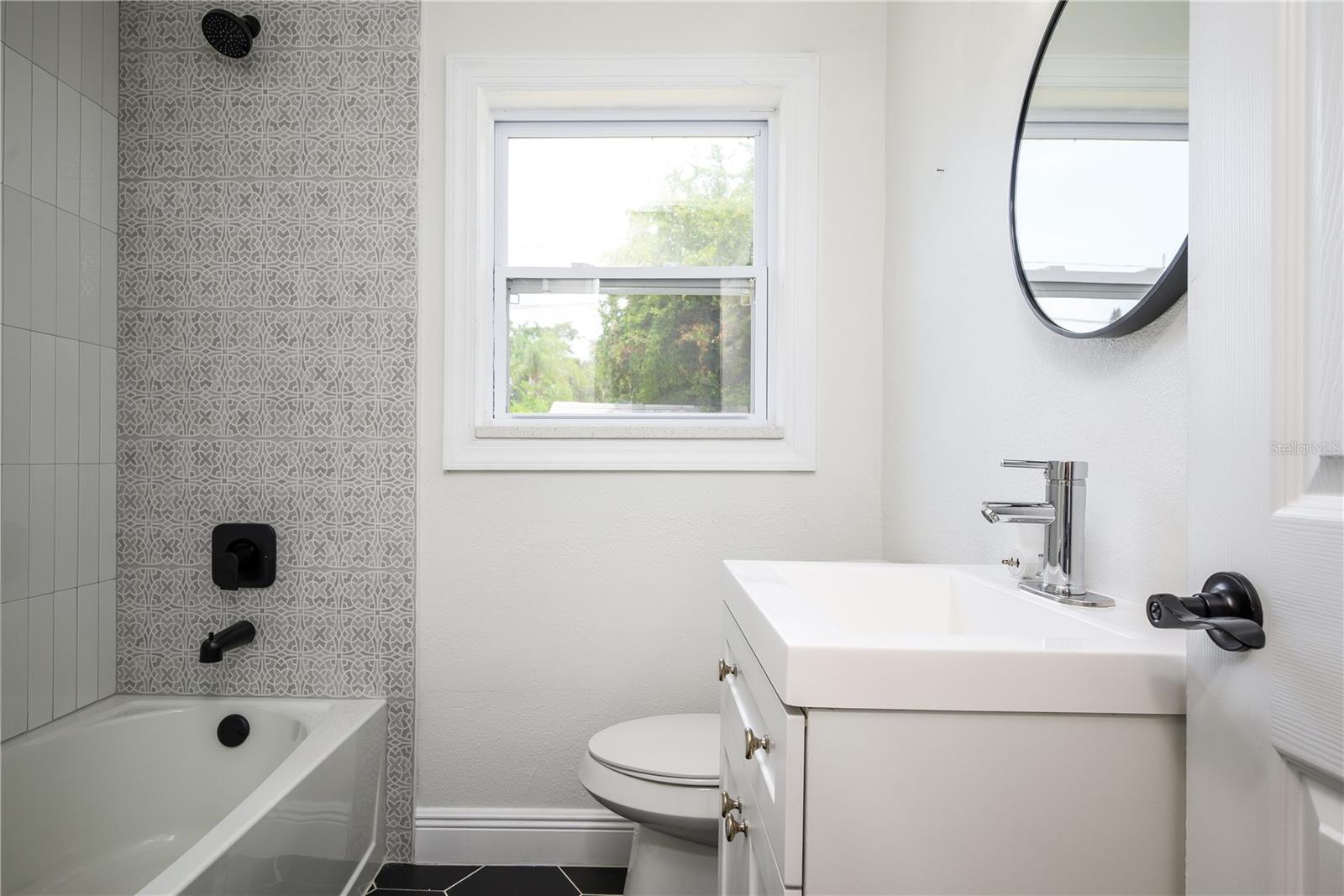 Freshly Reno - Bath 2