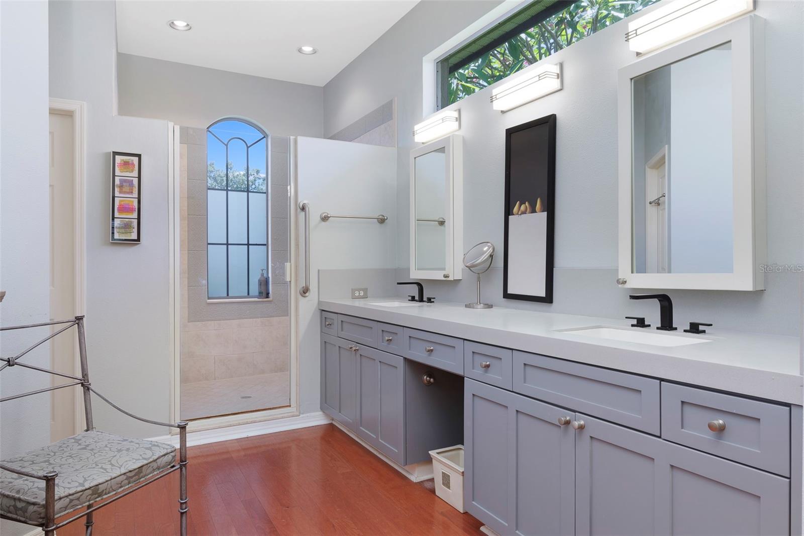 Spa-Like Primary Bath
