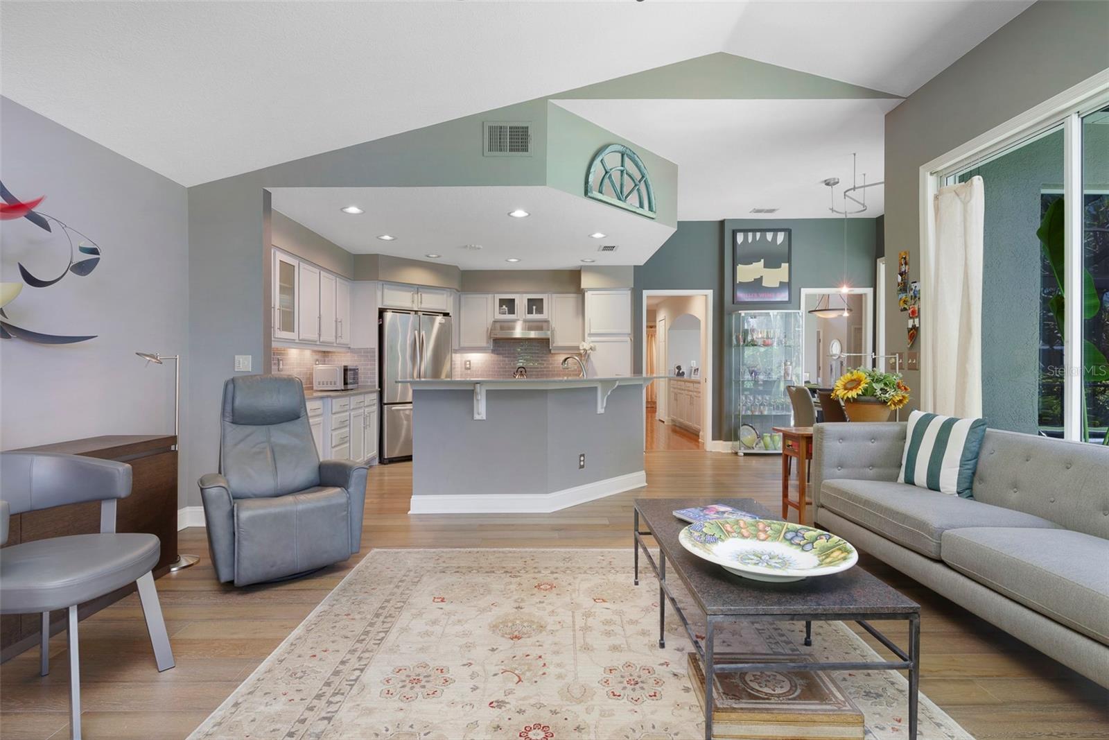 Soaring Ceilings Open Plan