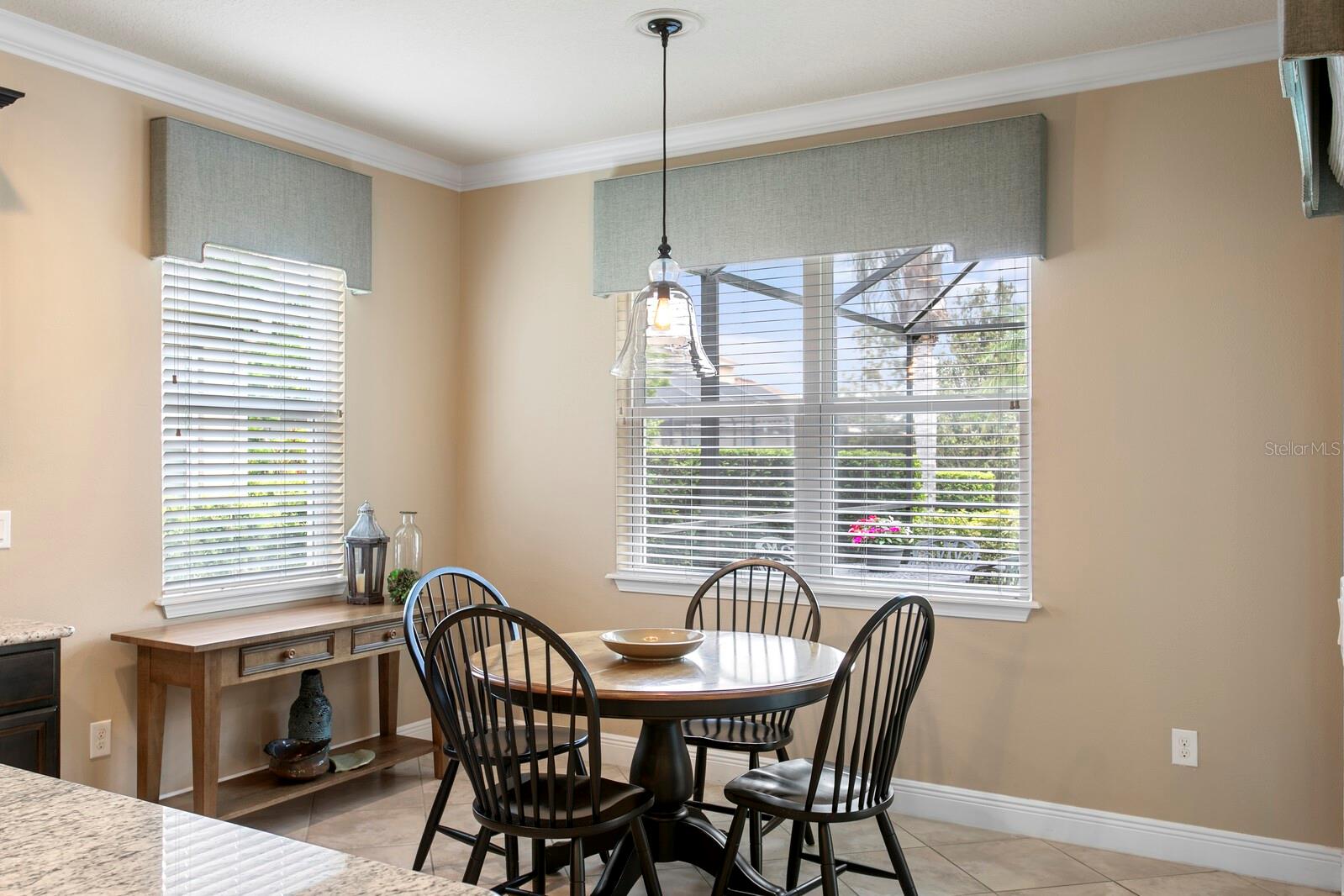 Spacious casual dining area off the kitchen
