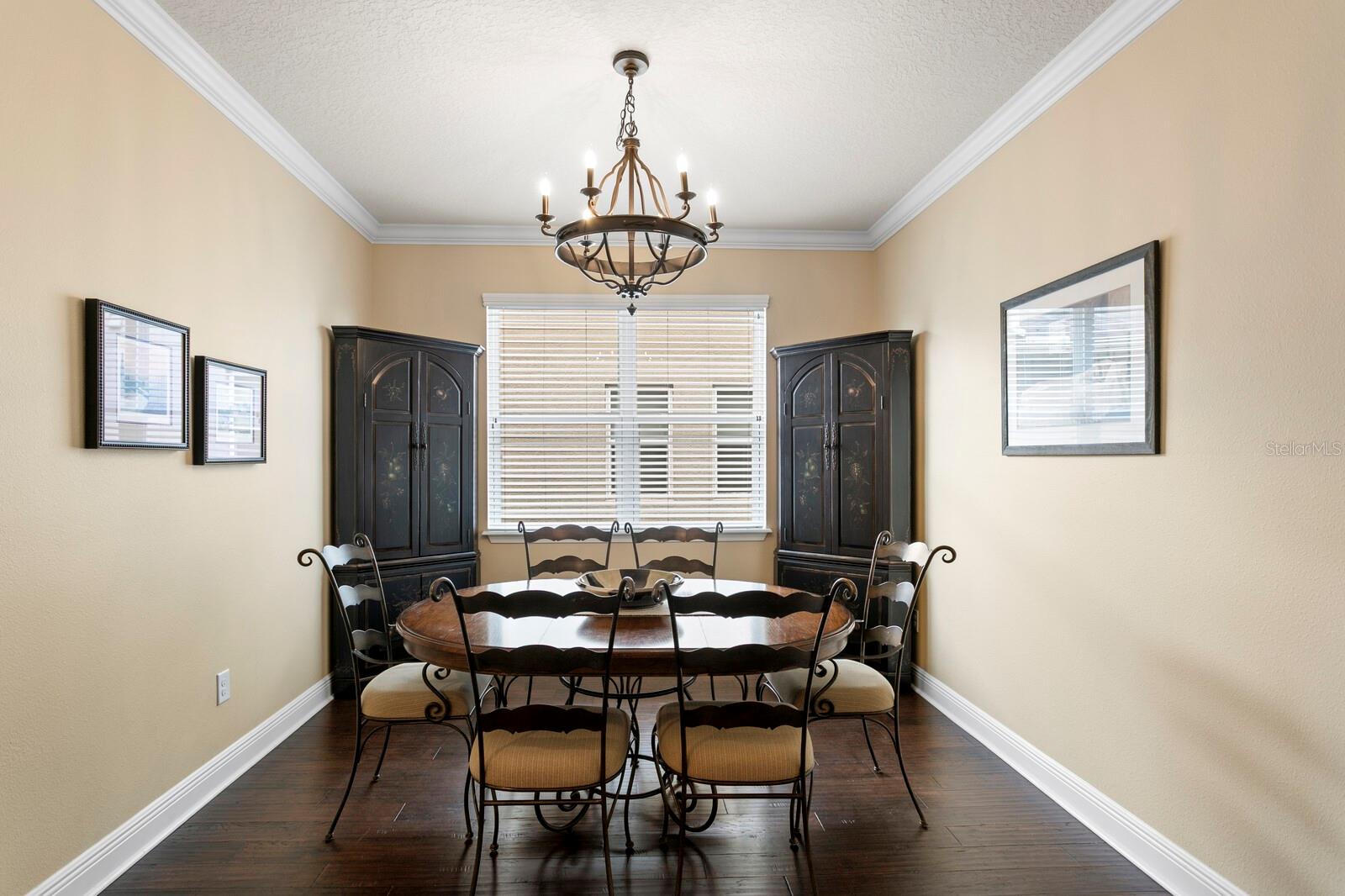 Formal dining room