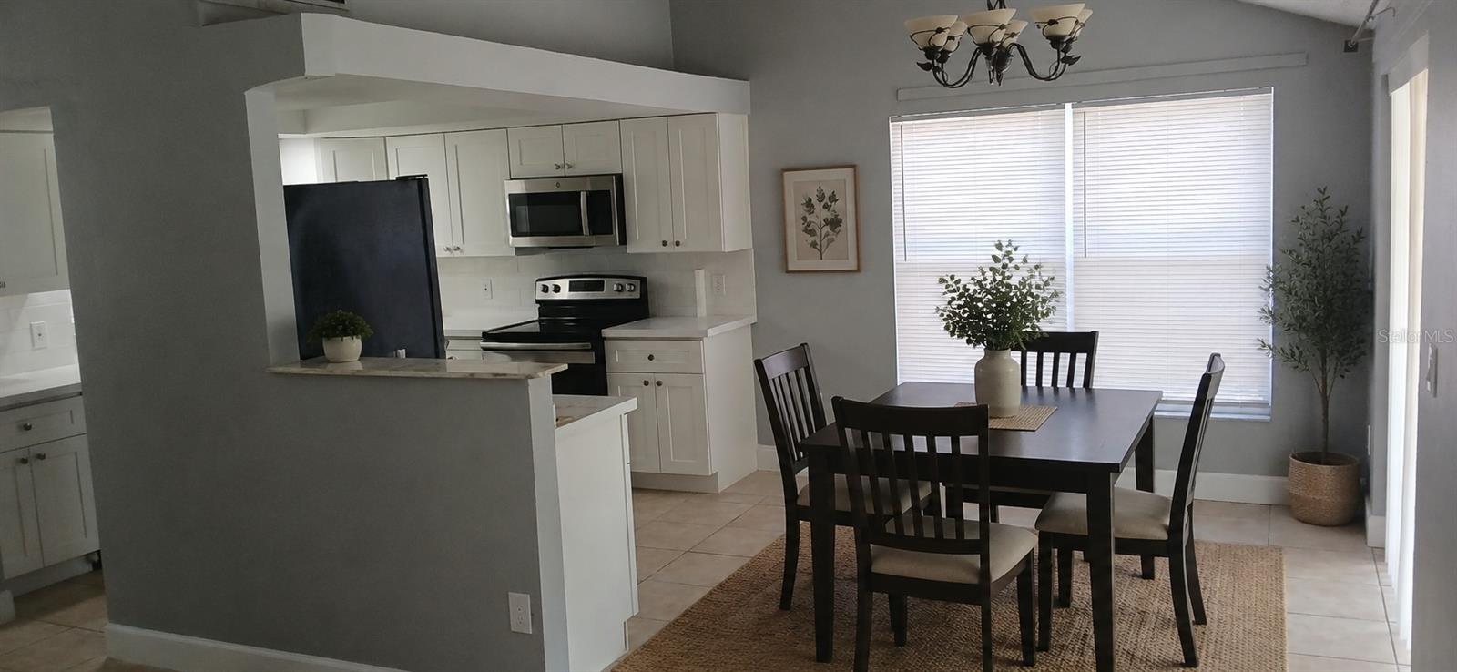 Virtually Stage - Dinette