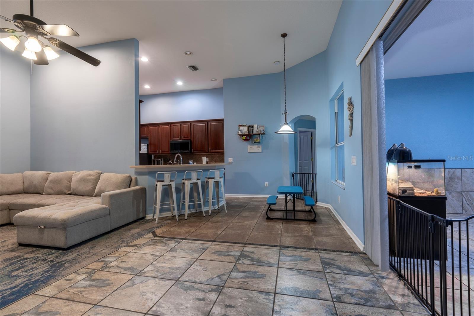 Kitchen/Dinette View